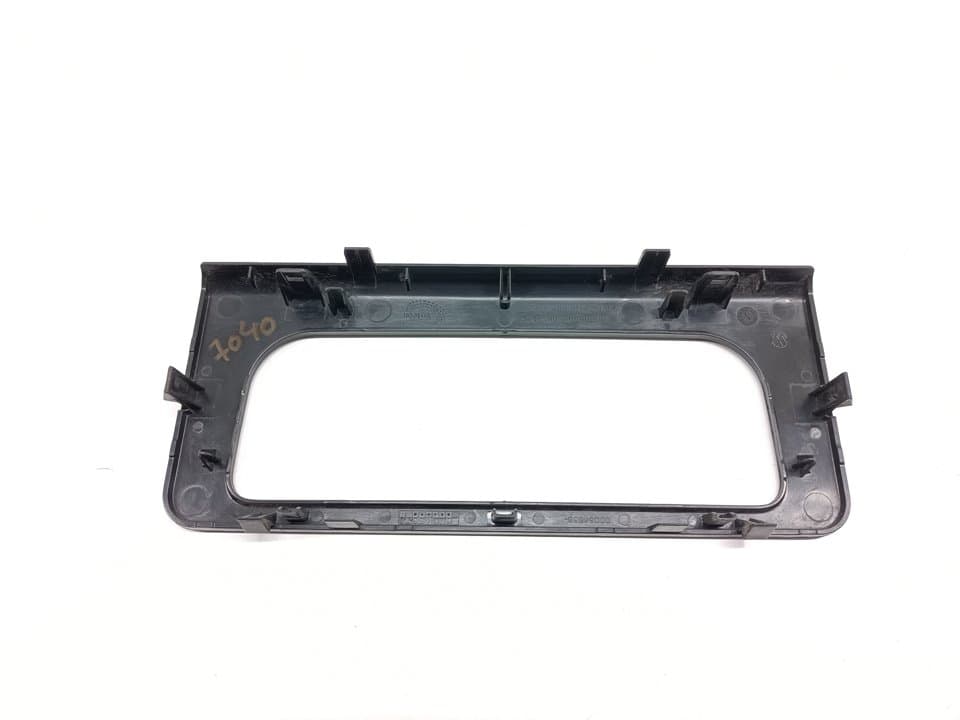 Plastico VOLKSWAGEN AMAROK 3