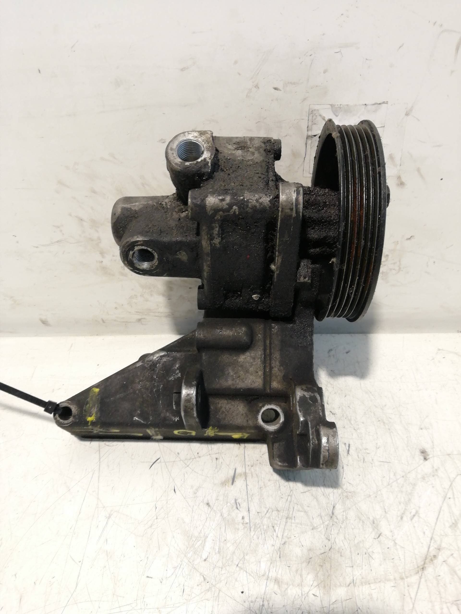 Bomba direccion OPEL OMEGA B