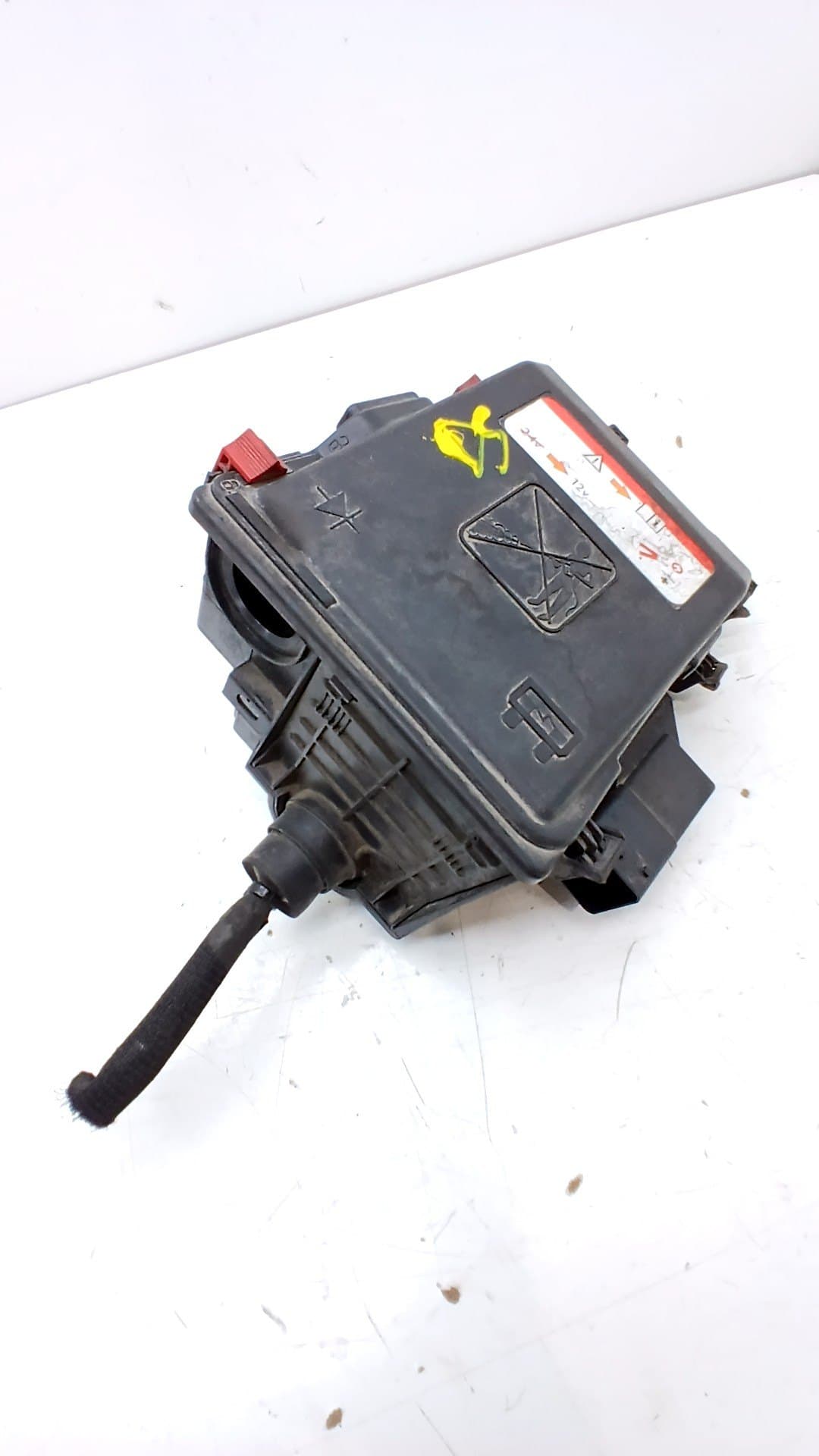 Caja reles / fusibles CITROEN C4 GRAND PICASSO 4