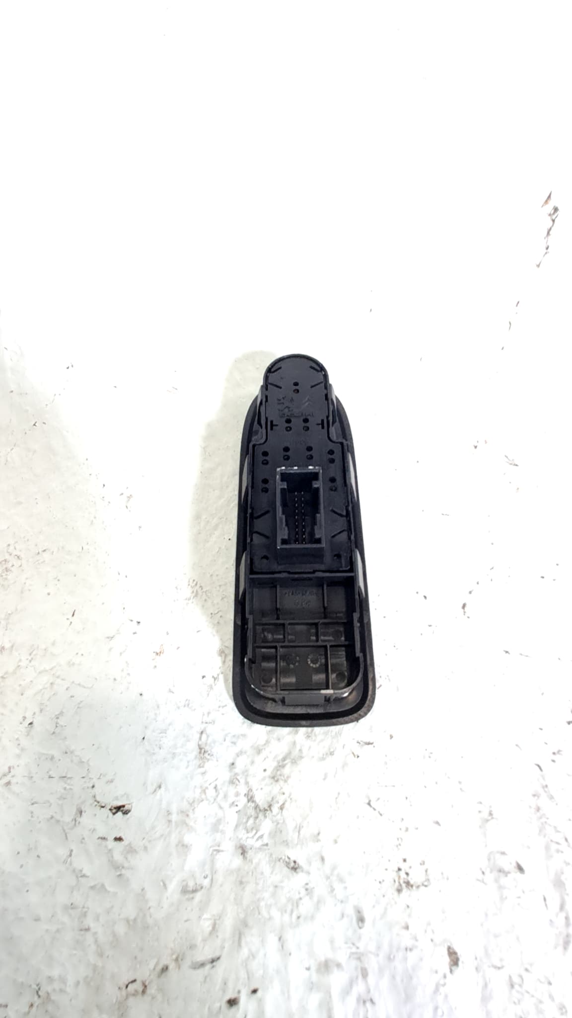 Mando elevalunas delantero izquierdo PEUGEOT 308 3