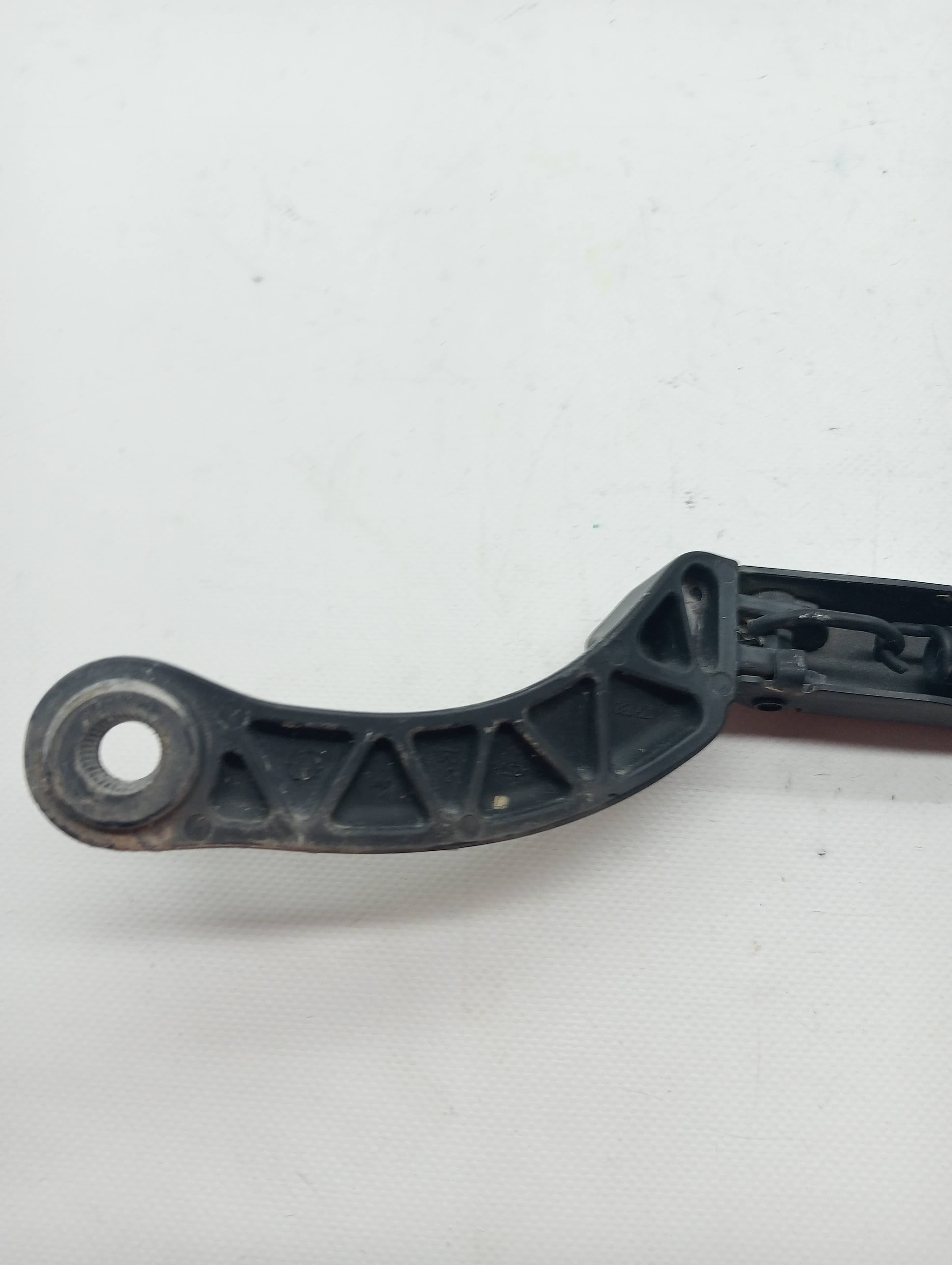 Brazo limpia delantero derecho AUDI A4 BERLINA (8E) 3