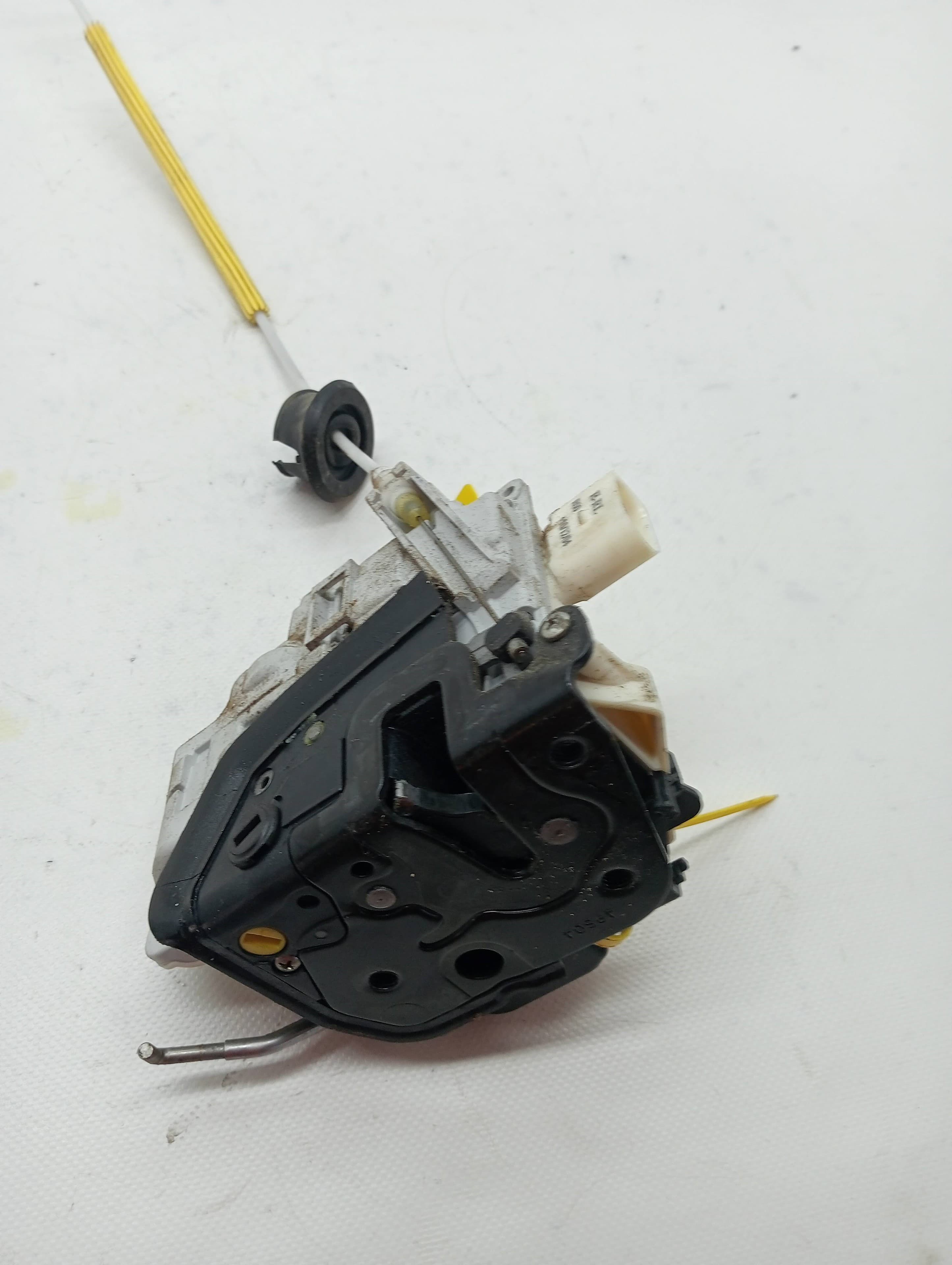 Cerradura puerta trasera izquierda AUDI A4 BERLINA (8E) 3
