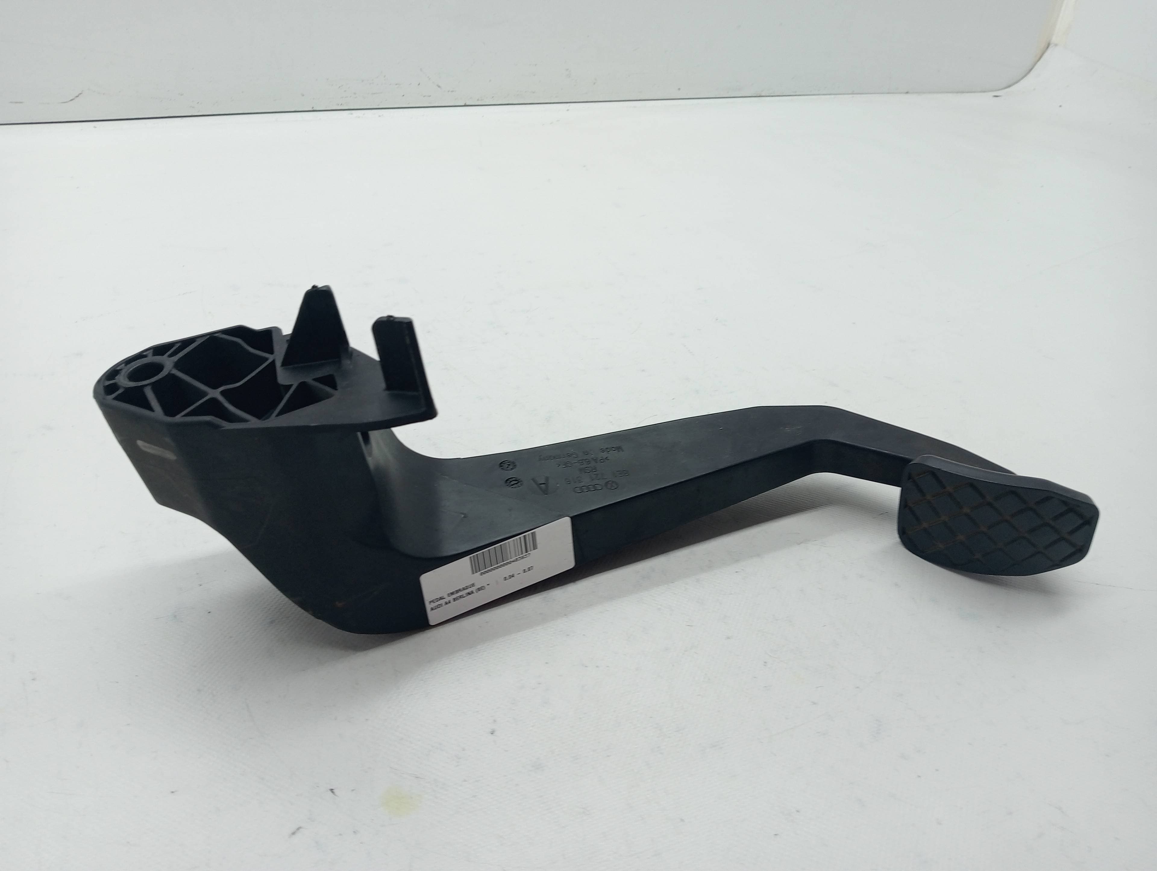Pedal embrague AUDI A4 BERLINA (8E)