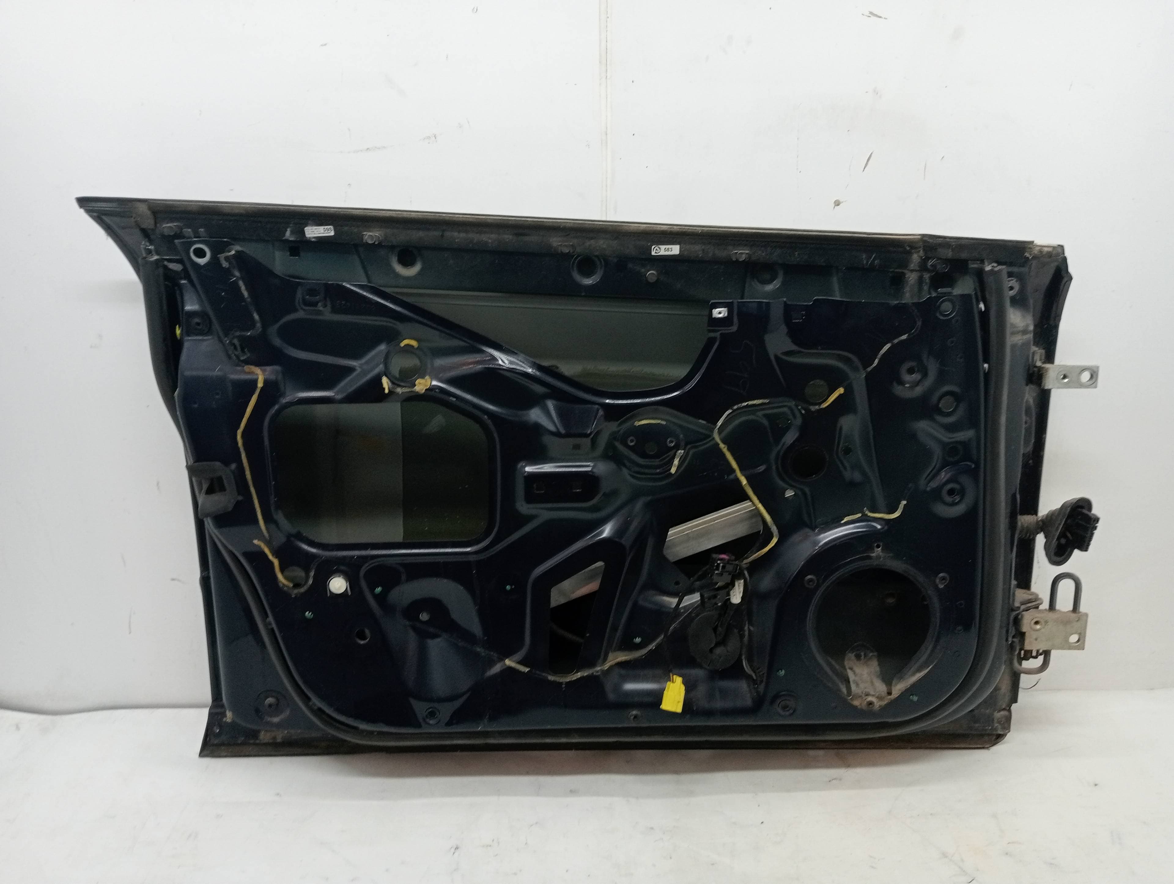 Puerta delantera izquierda AUDI A4 BERLINA (8E) 2