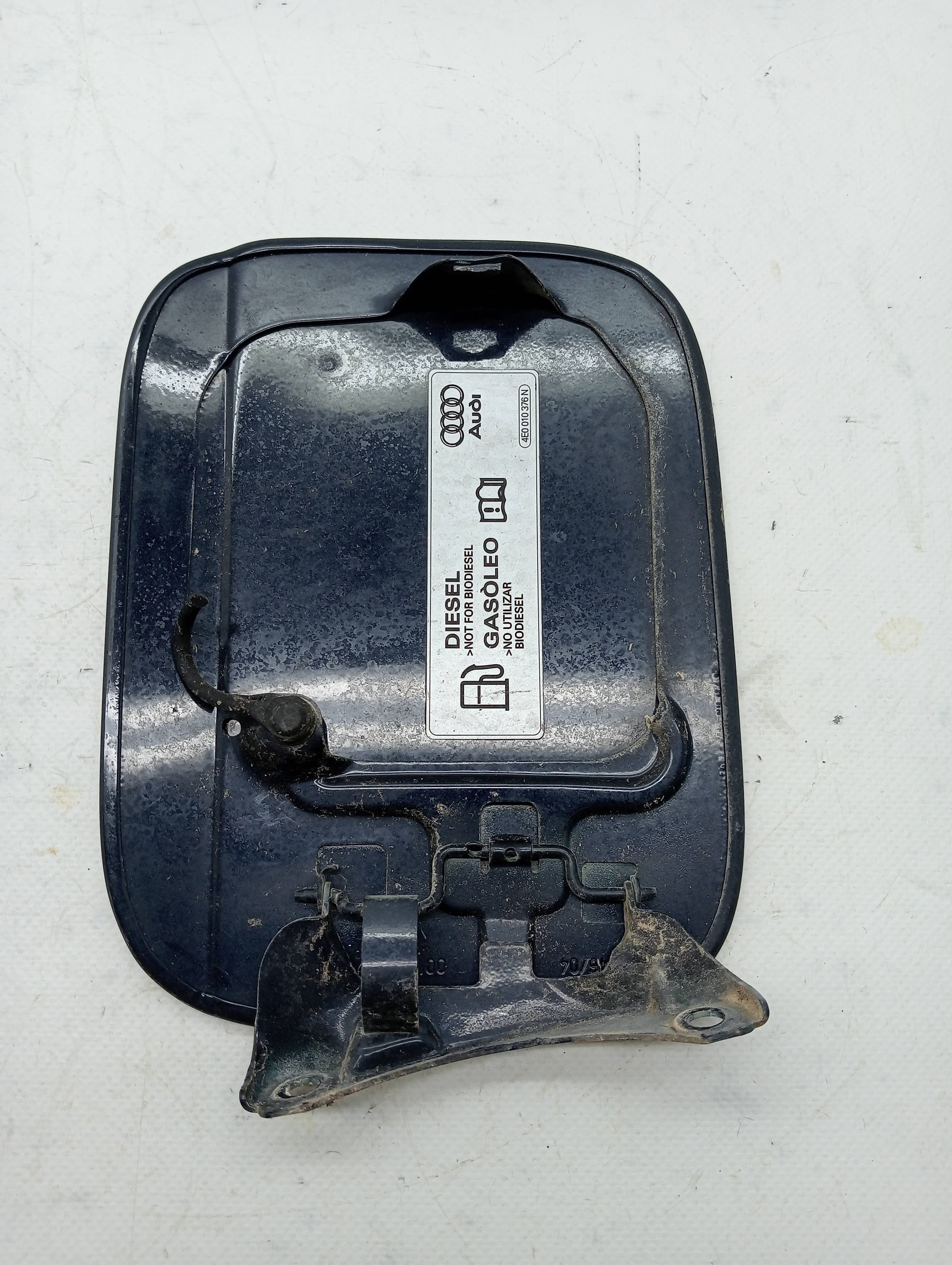Tapa exterior combustible AUDI A4 BERLINA (8E)