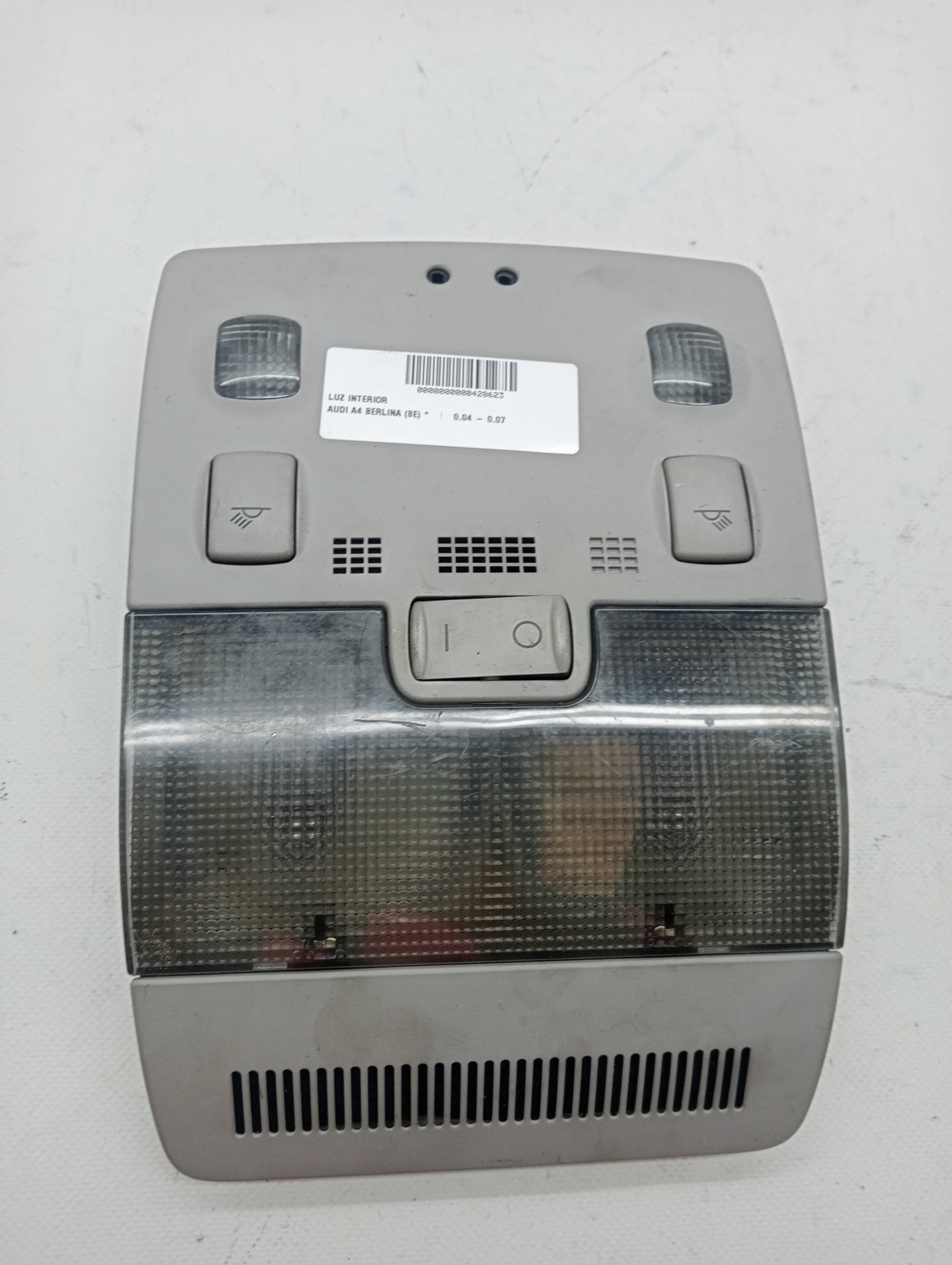 Luz interior AUDI A4 BERLINA (8E)