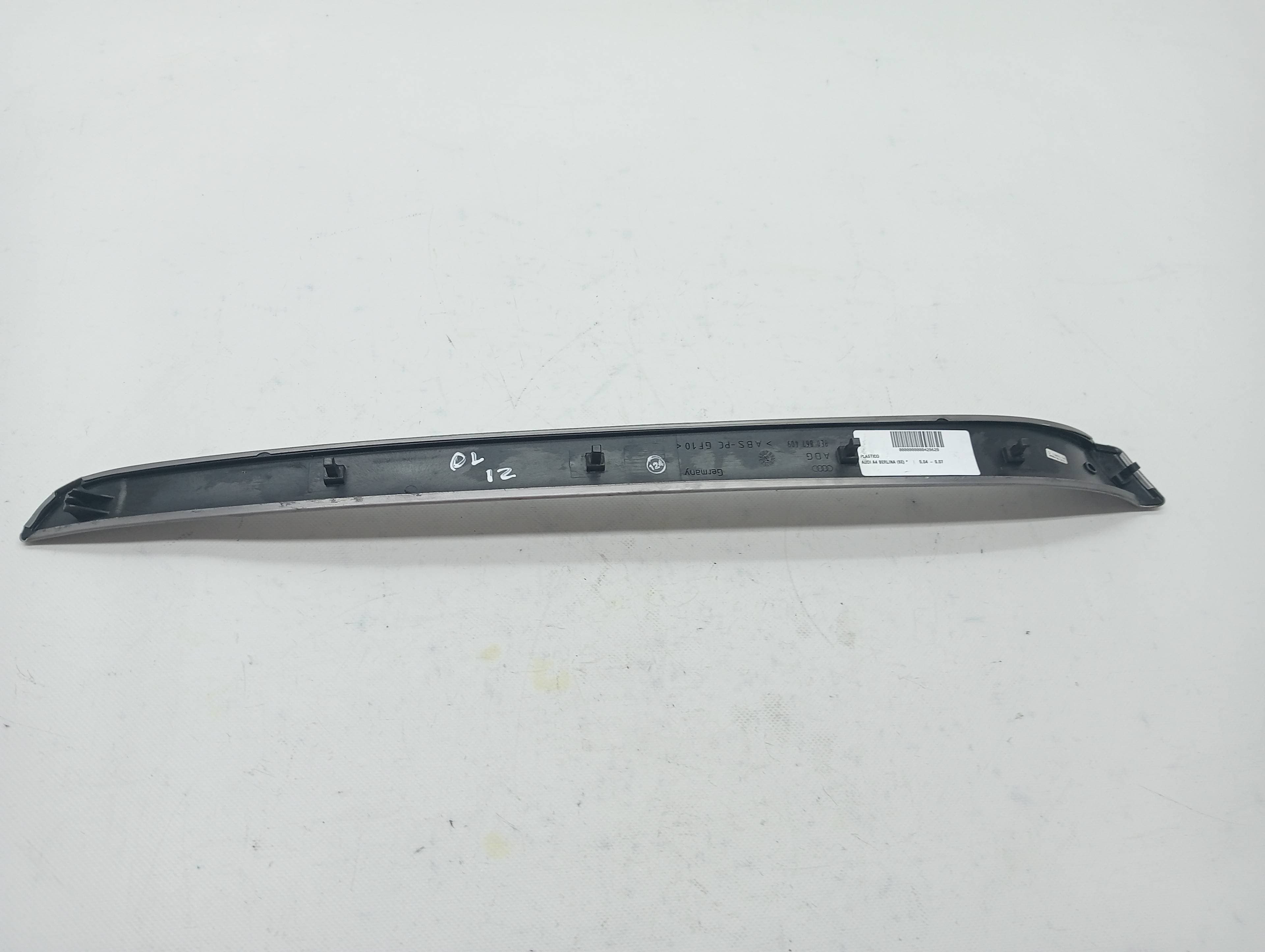 Plastico AUDI A4 BERLINA (8E)