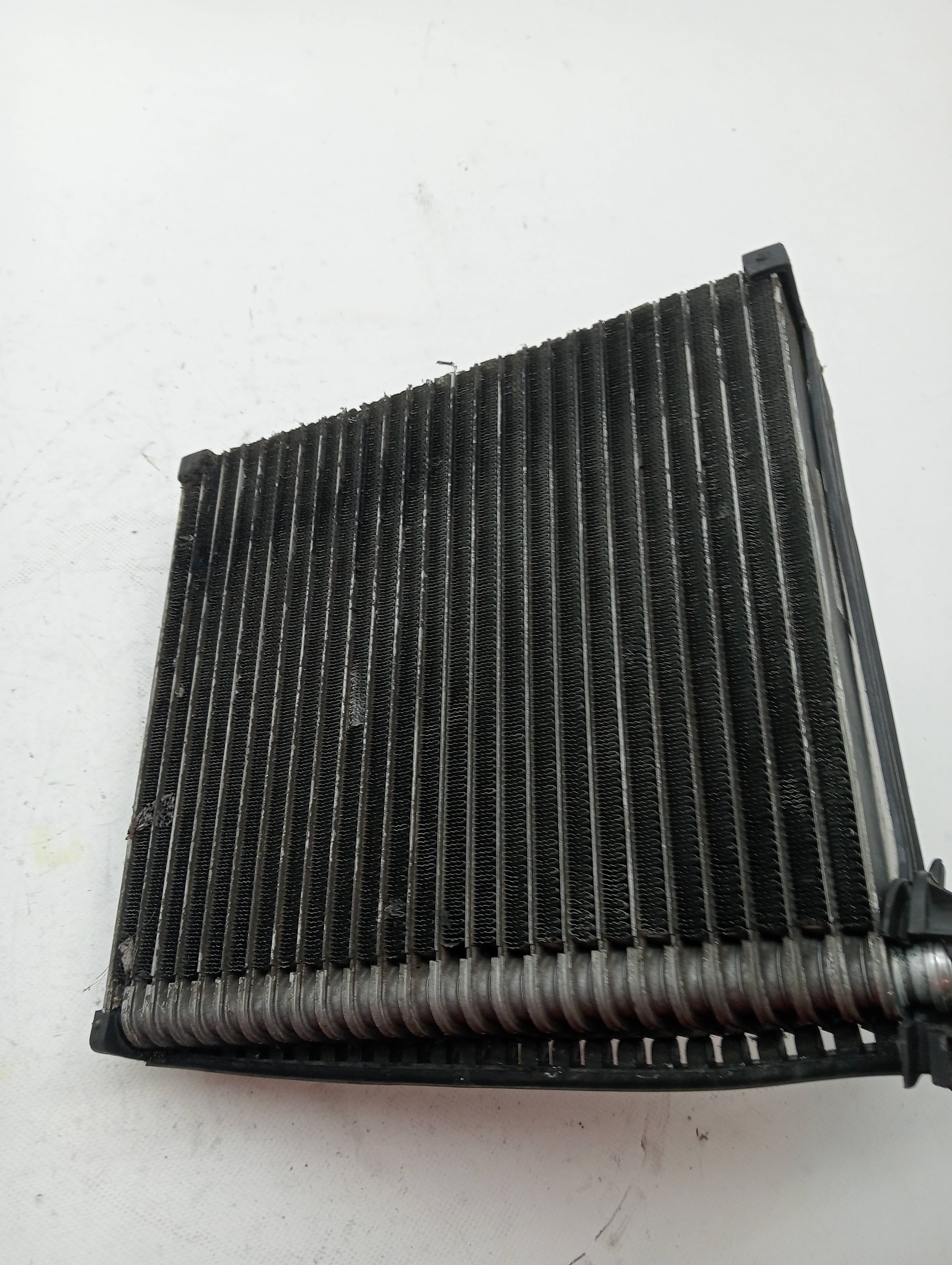 Recambio AUDI A4 BERLINA (8E) ref. 8E1820103A 5