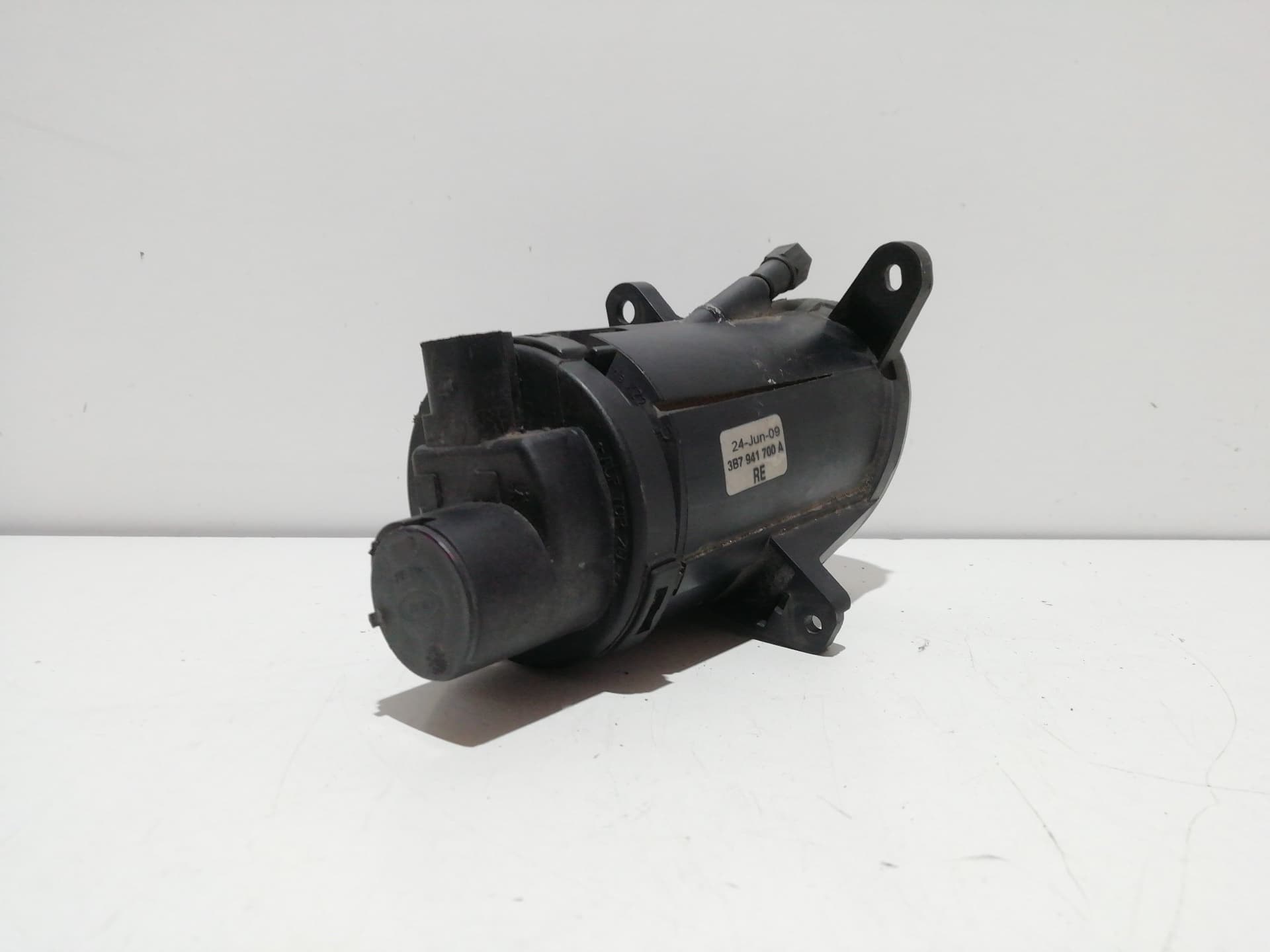 Faro antiniebla derecho VOLKSWAGEN PASSAT BERLINA (3B3) 5