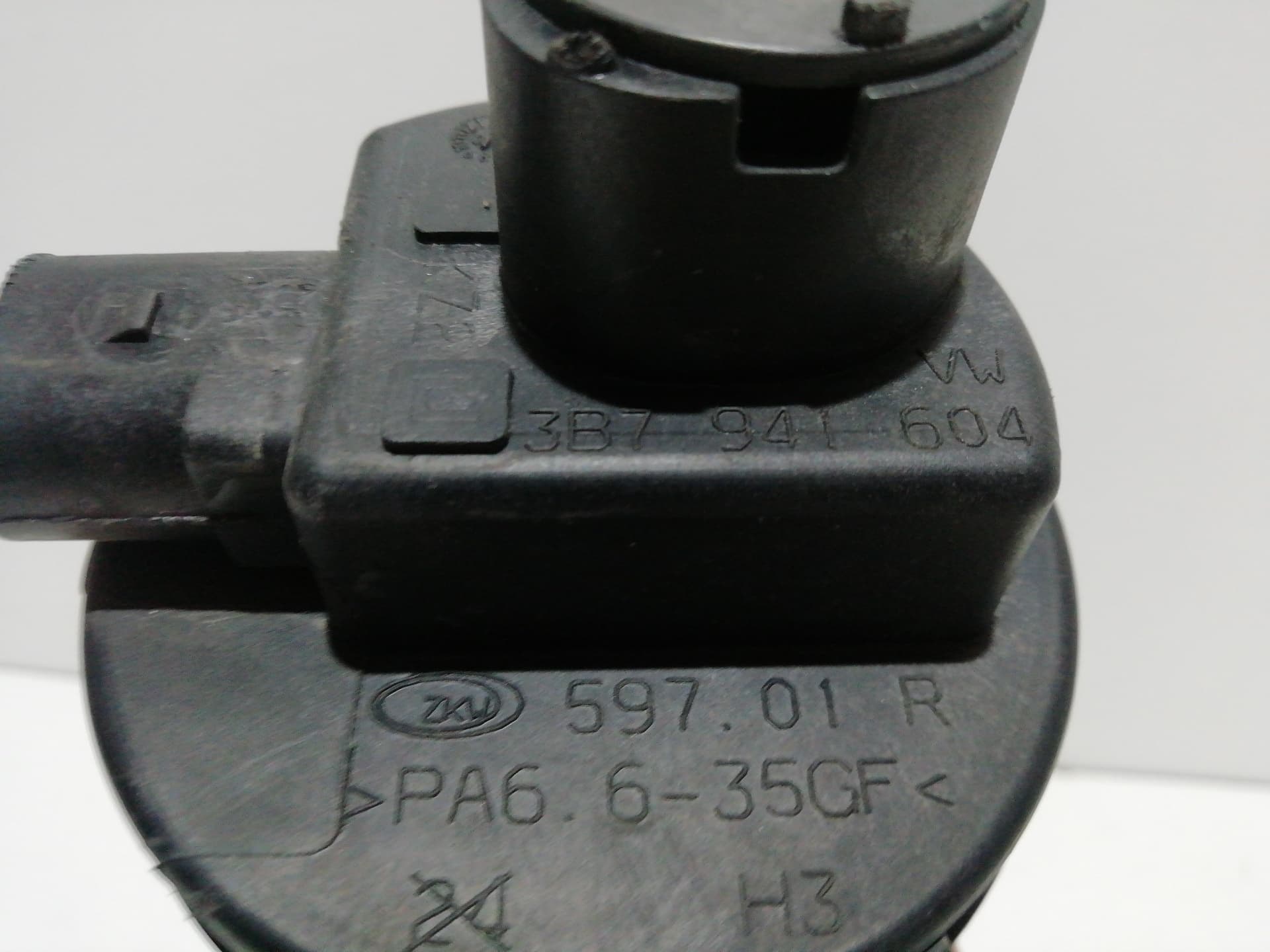 Faro antiniebla derecho VOLKSWAGEN PASSAT BERLINA (3B3) 3