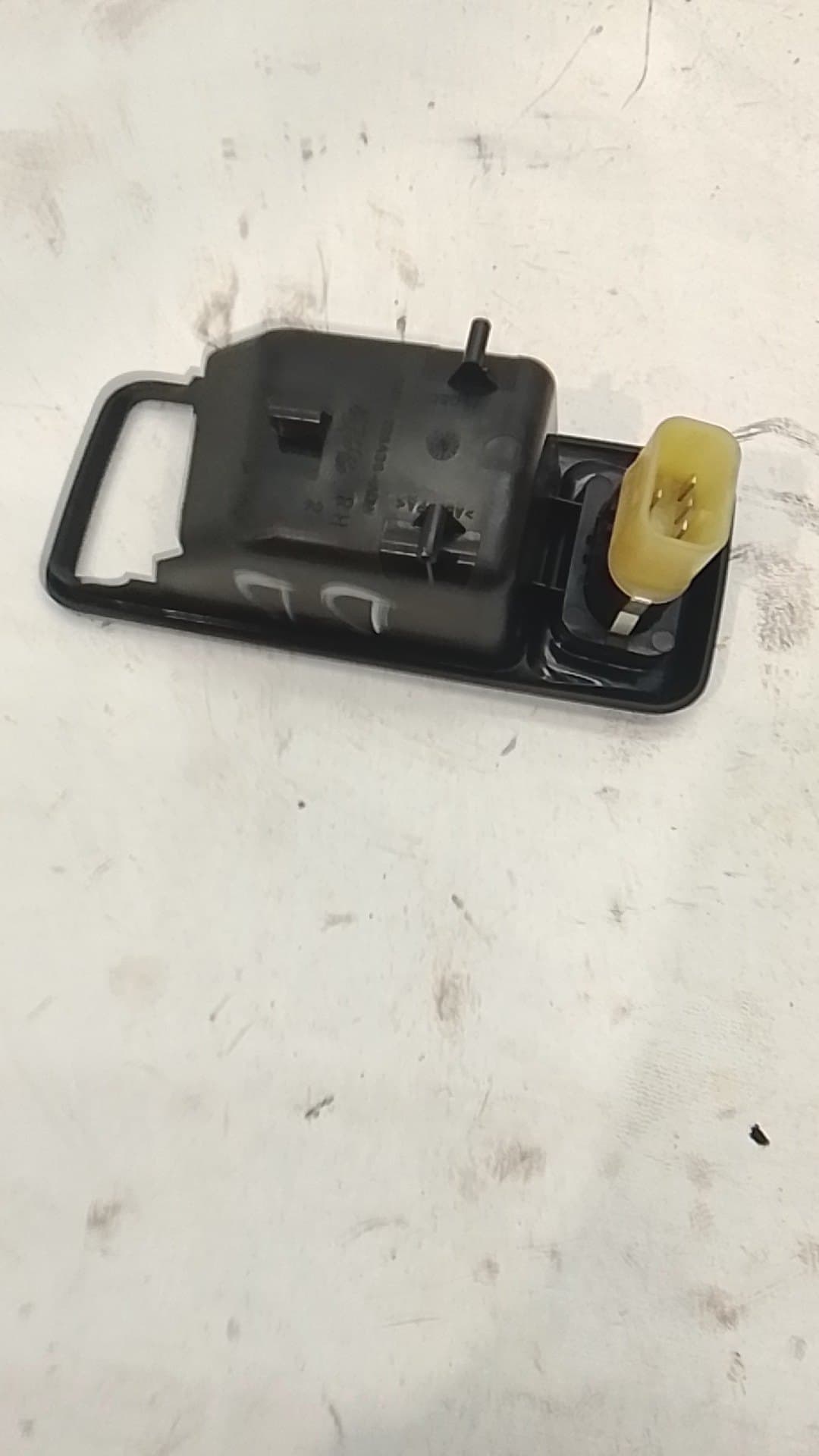 Mando elevalunas delantero derecho FORD FOCUS BERLINA (CAP) 2