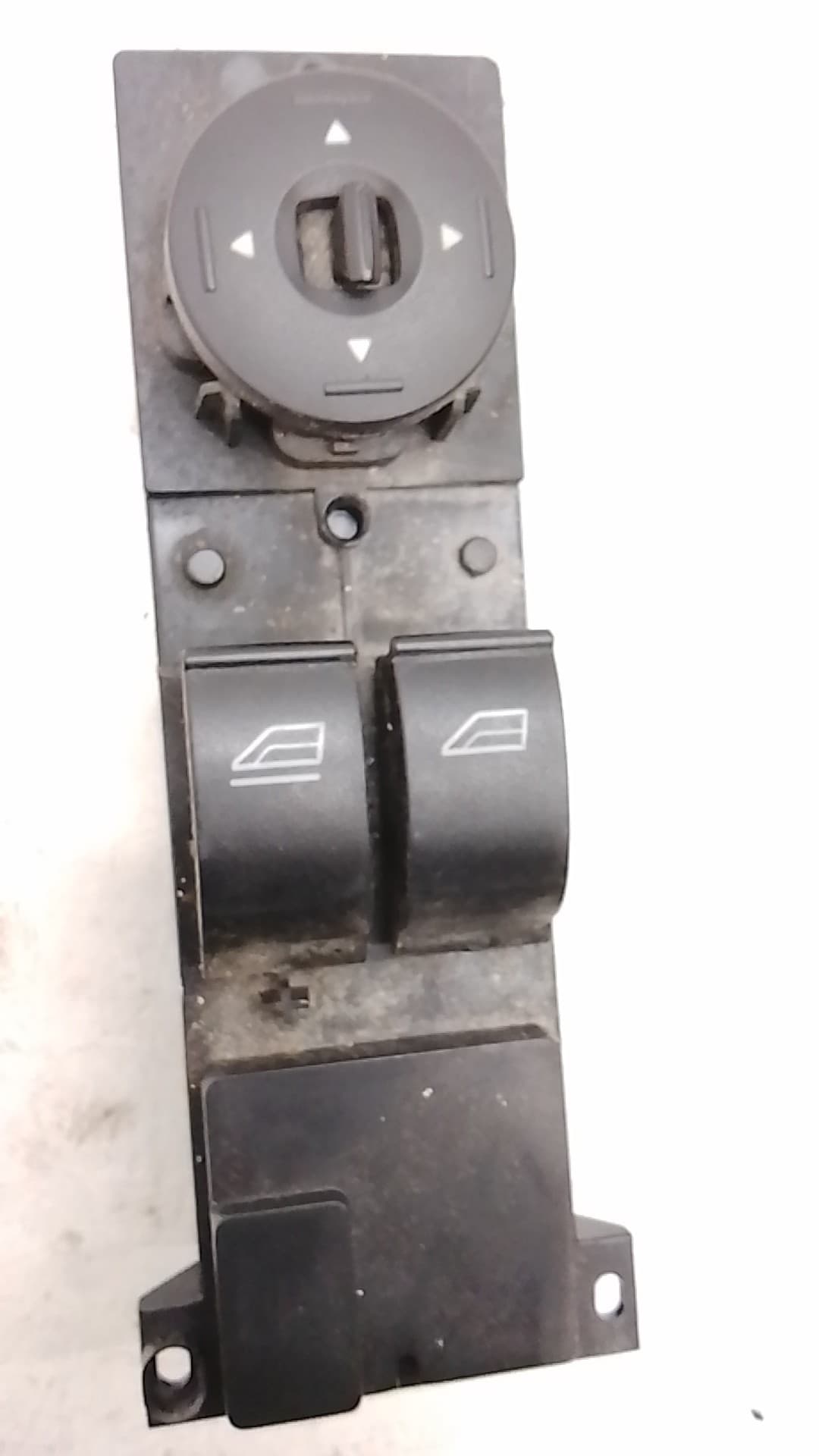 Mando elevalunas delantero izquierdo FORD FOCUS BERLINA (CAP)