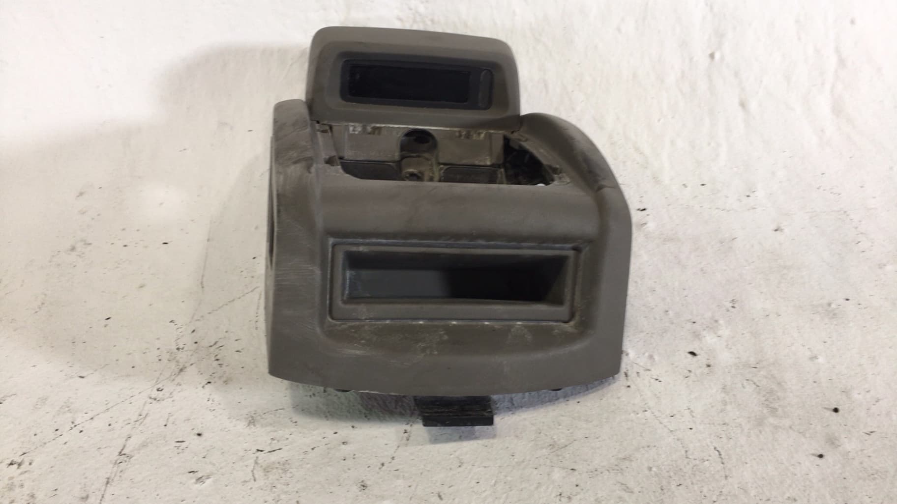 Consola central RENAULT MAXITY