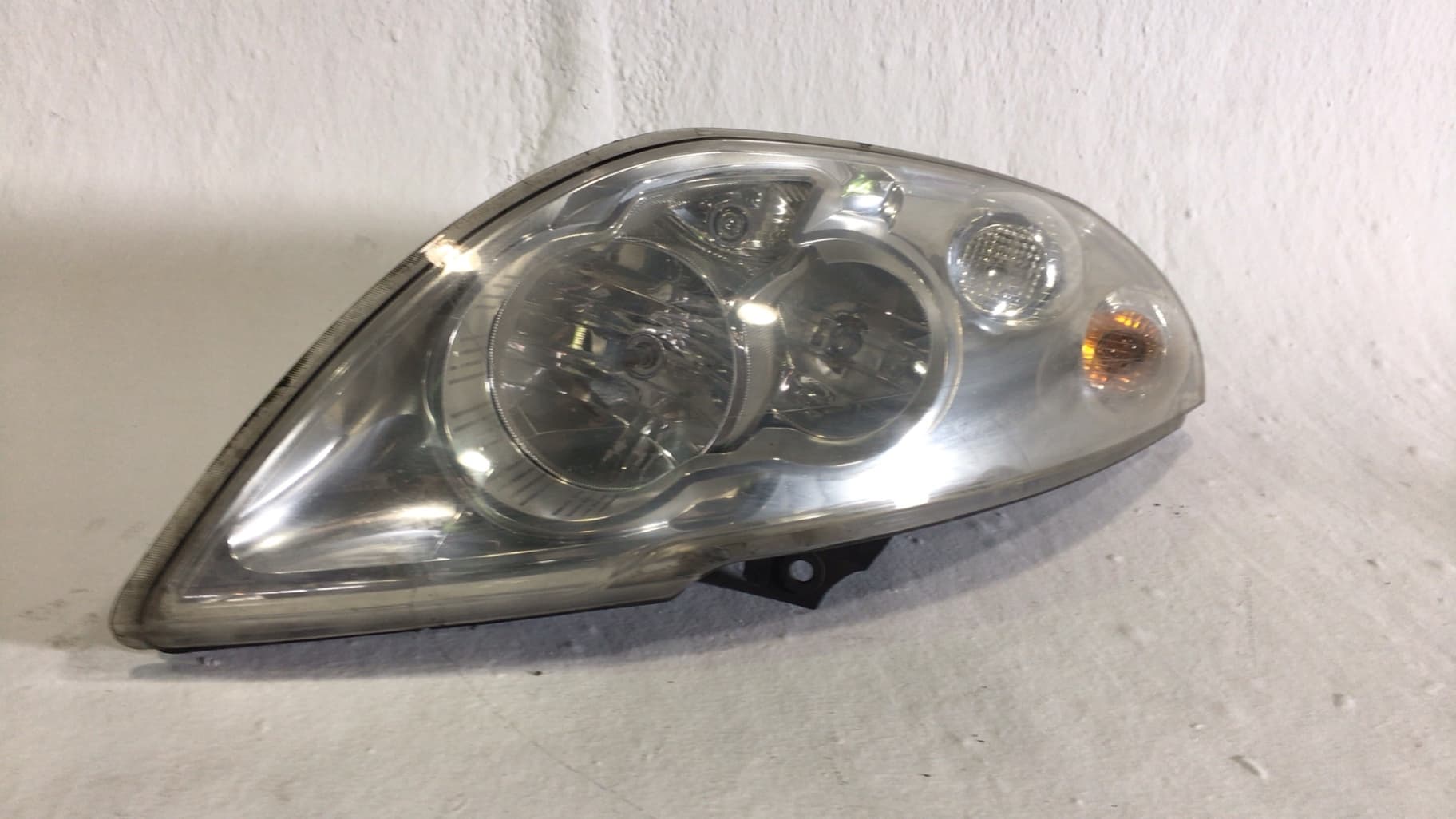 Faro derecho RENAULT MAXITY
