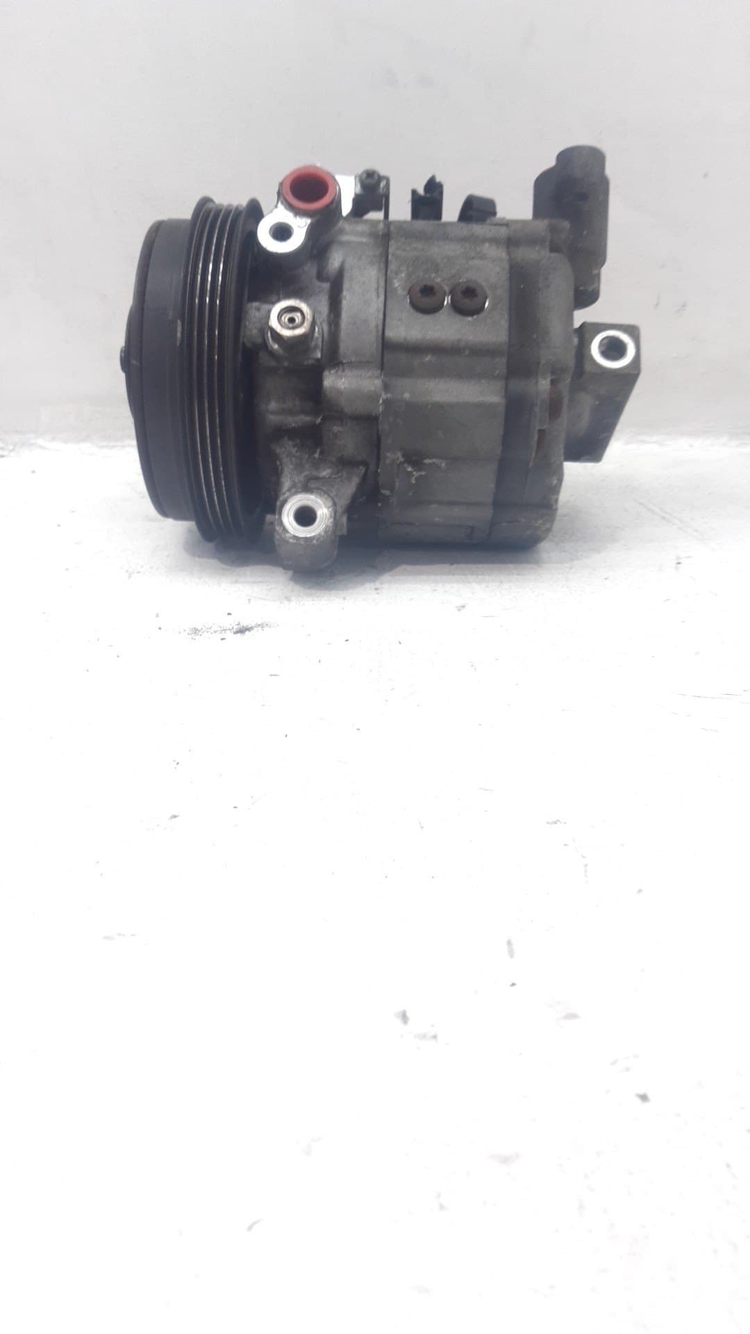 Recambio SUBARU FORESTER S10 (SF) ref. 73111SA001