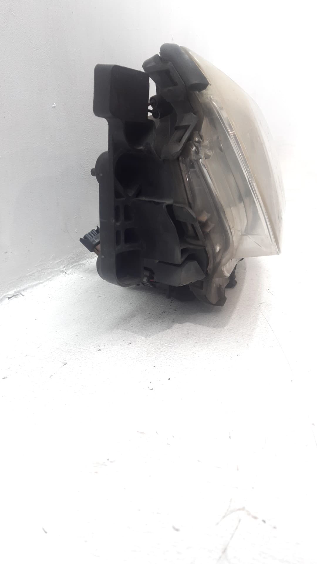 Faro izquierdo SUBARU FORESTER S10 (SF) 3