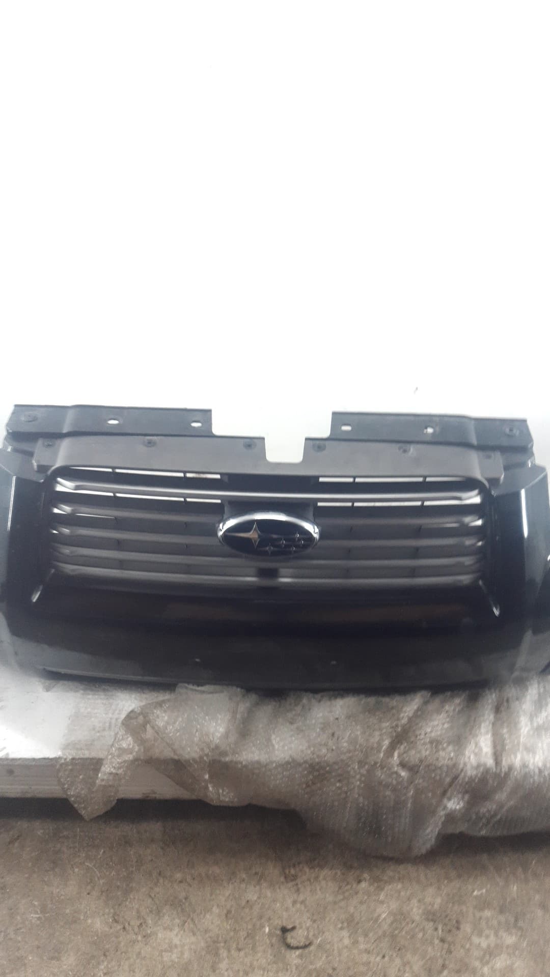 Paragolpes delantero SUBARU FORESTER S10 (SF) 4
