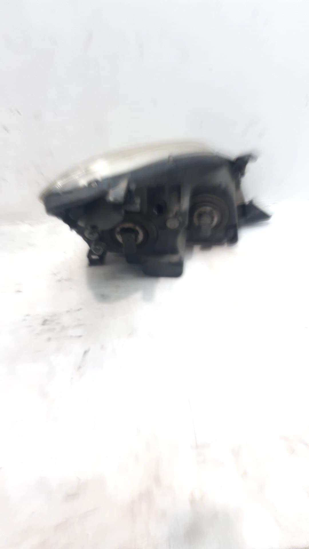 Faro izquierdo TOYOTA COROLLA VERSO (R1) 4