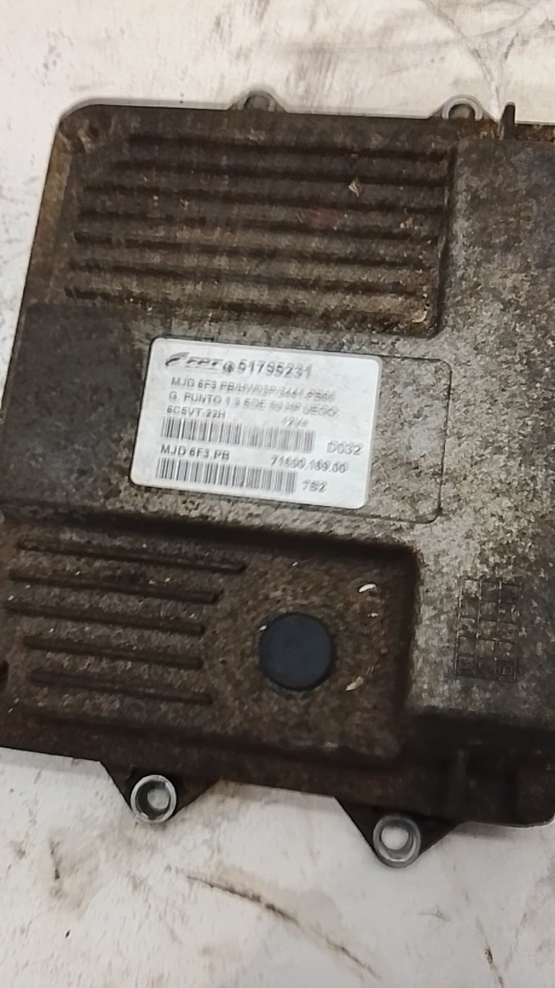 Centralita motor uce FIAT GRANDE PUNTO (199) 4