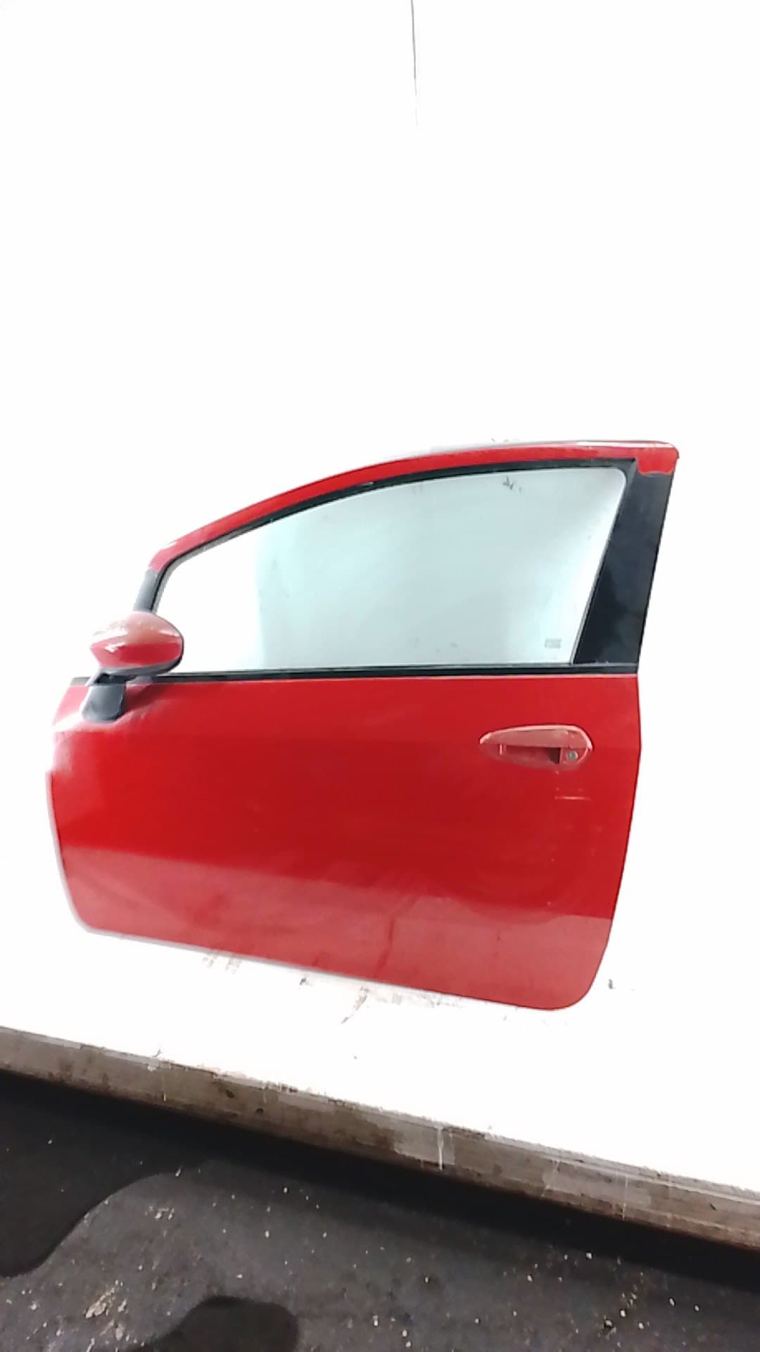Puerta delantera izquierda FIAT GRANDE PUNTO (199)