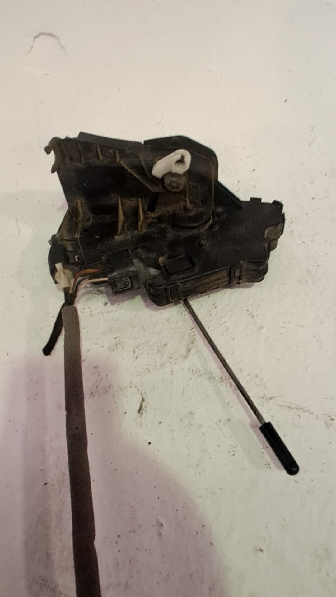 Cerradura puerta delantera derecha BMW SERIE 3 BERLINA (E46) 3