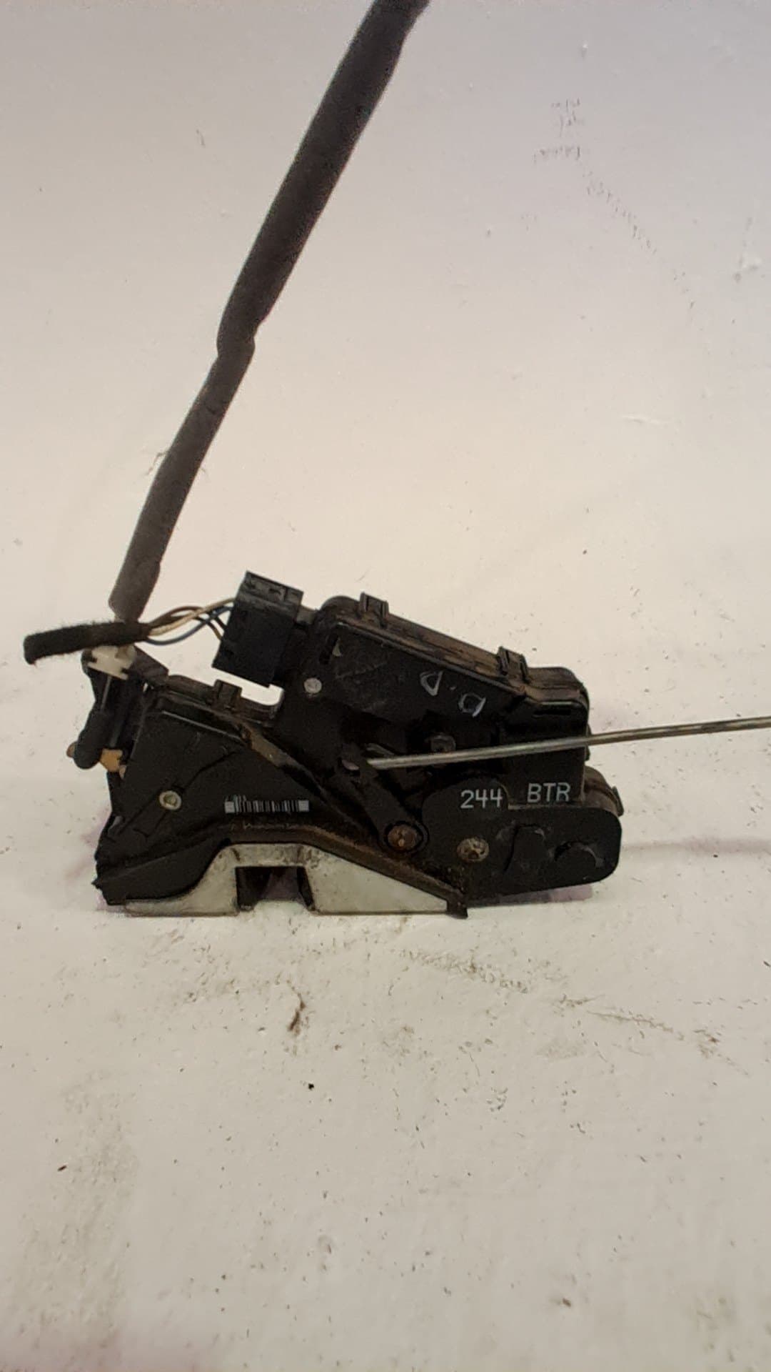 Cerradura puerta delantera derecha BMW SERIE 3 BERLINA (E46) 2