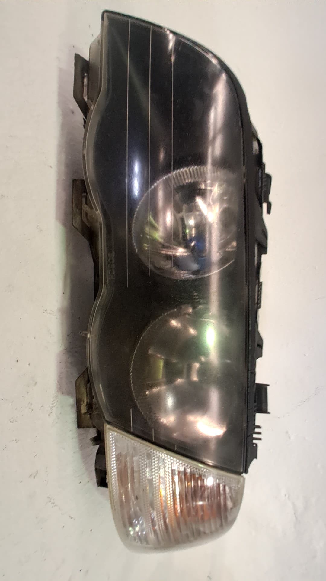 Faro izquierdo BMW SERIE 3 BERLINA (E46)