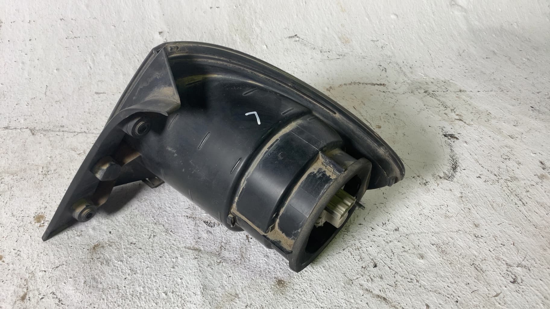 Piloto trasero izquierdo SEAT TOLEDO (5P2) 2