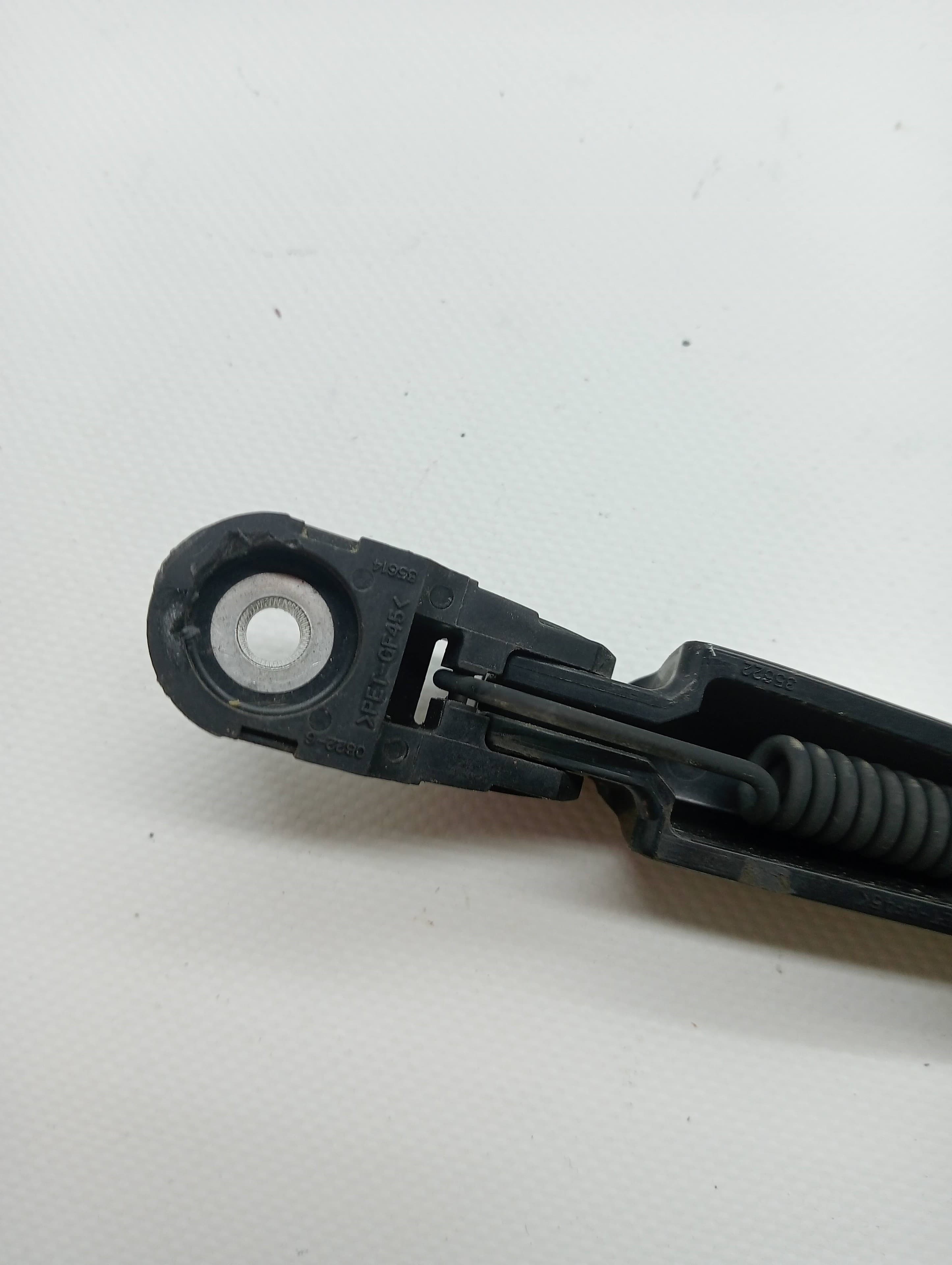 Brazo limpia trasero MITSUBISHI ASX 2