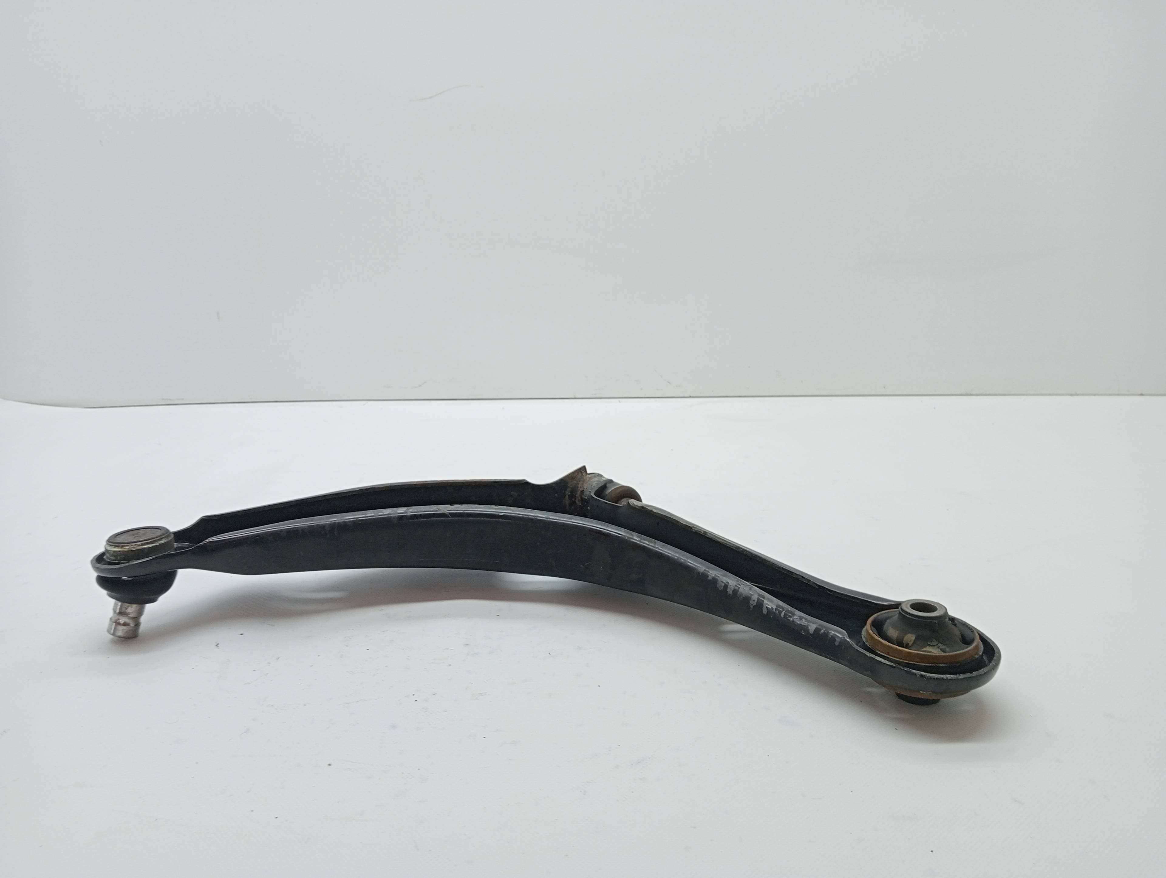 Brazo suspension inferior delantero derecho MITSUBISHI ASX 3