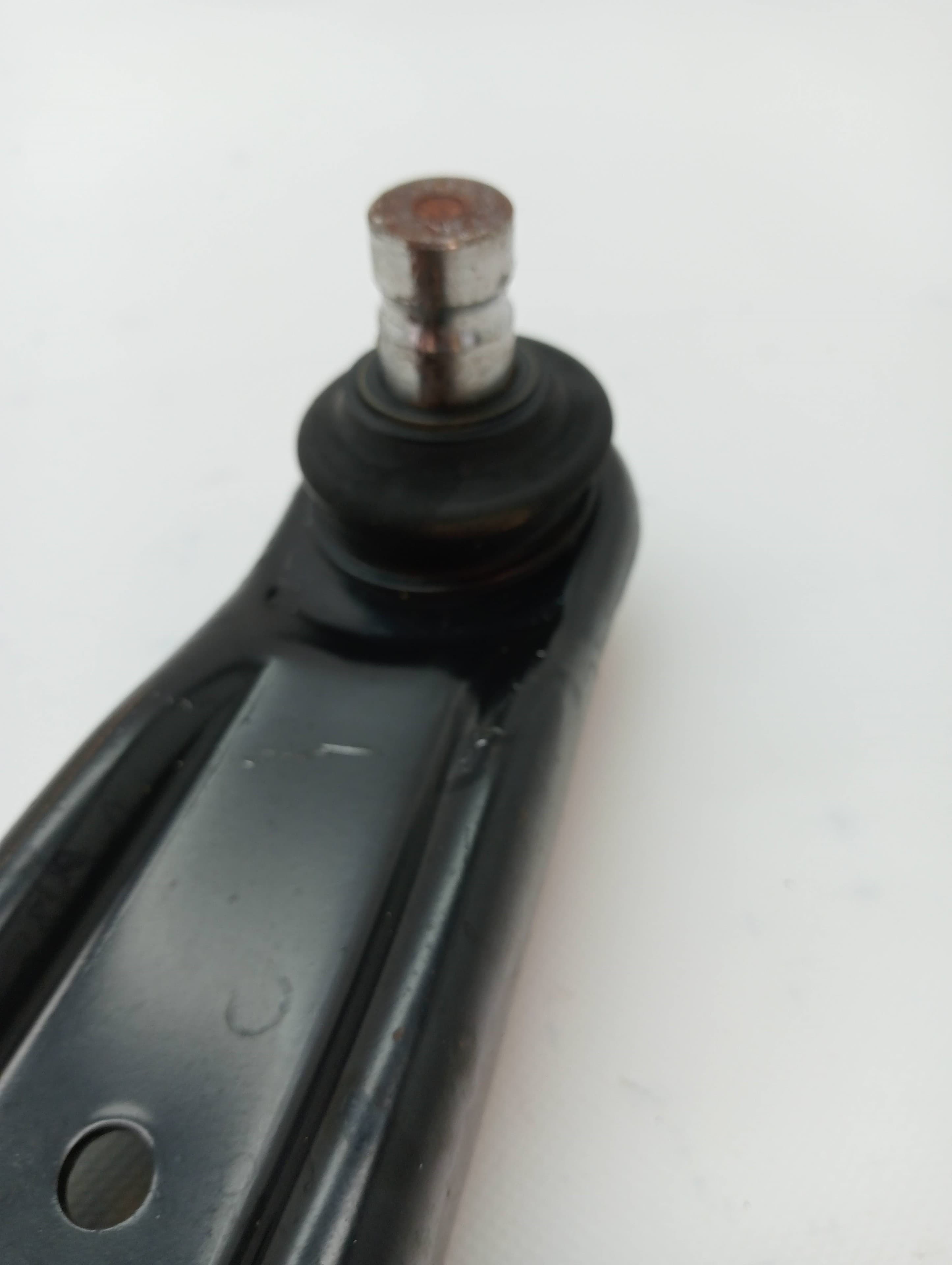 Brazo suspension inferior delantero izquierdo MITSUBISHI ASX 3