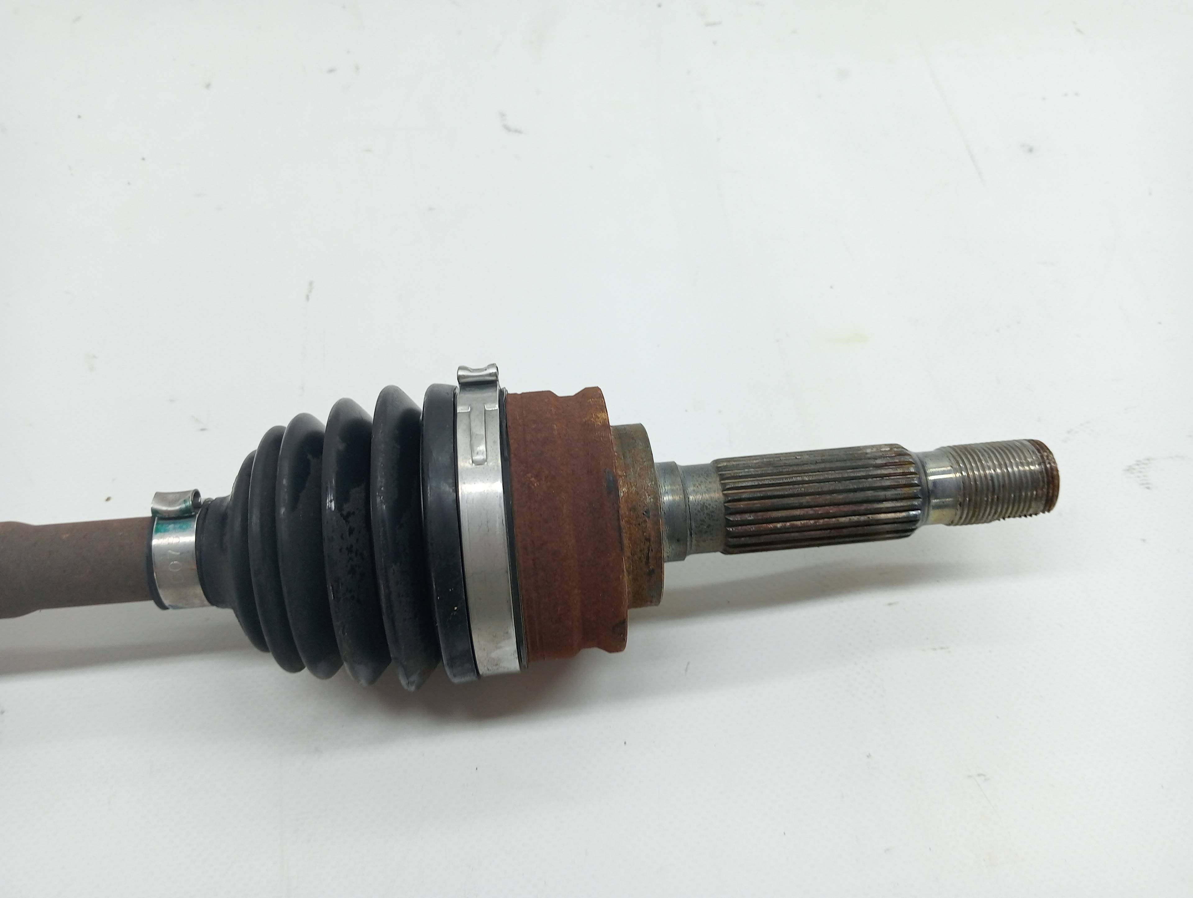 Recambio MITSUBISHI ASX ref. 3715A204 2