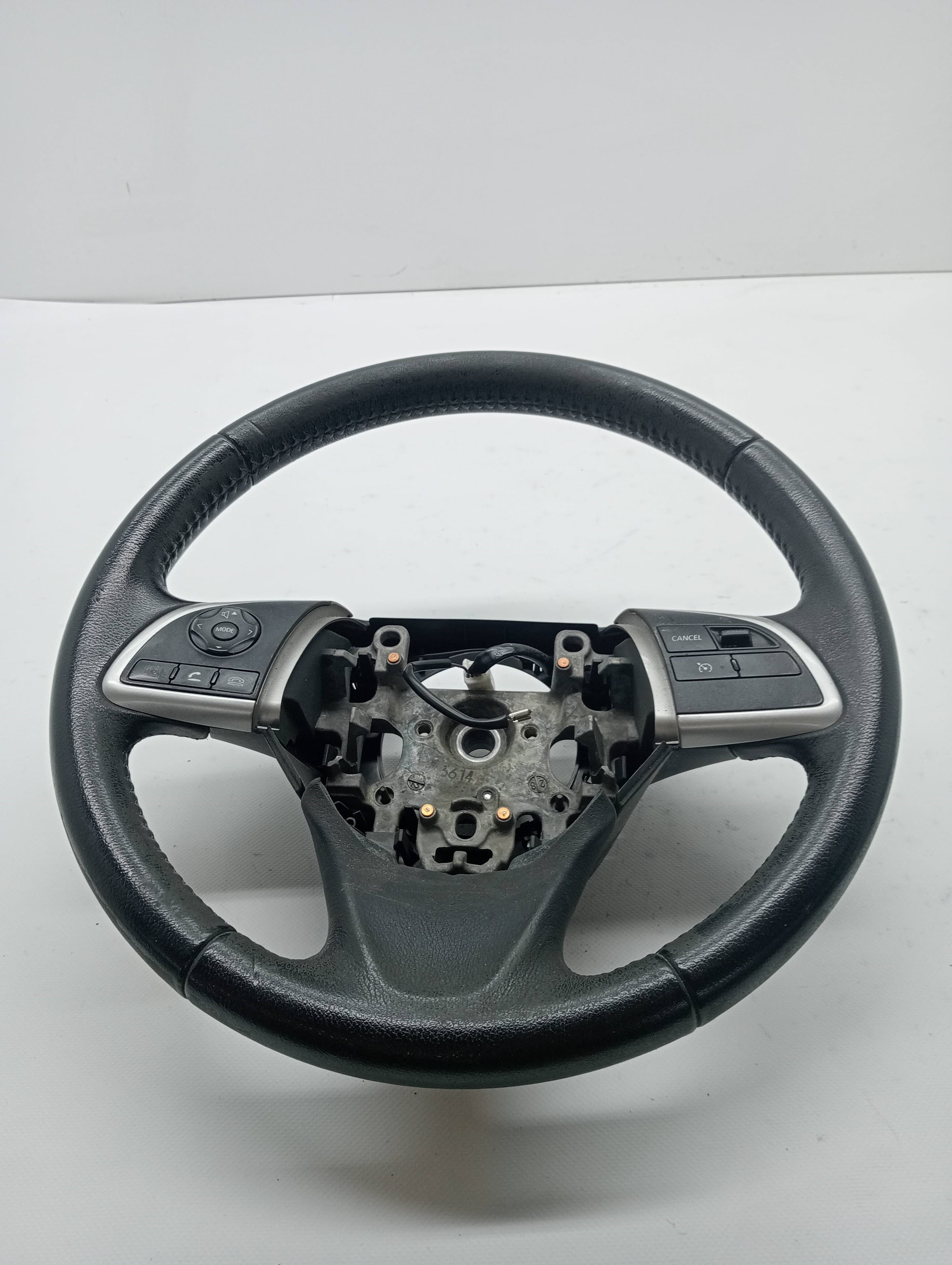 Volante MITSUBISHI ASX 3