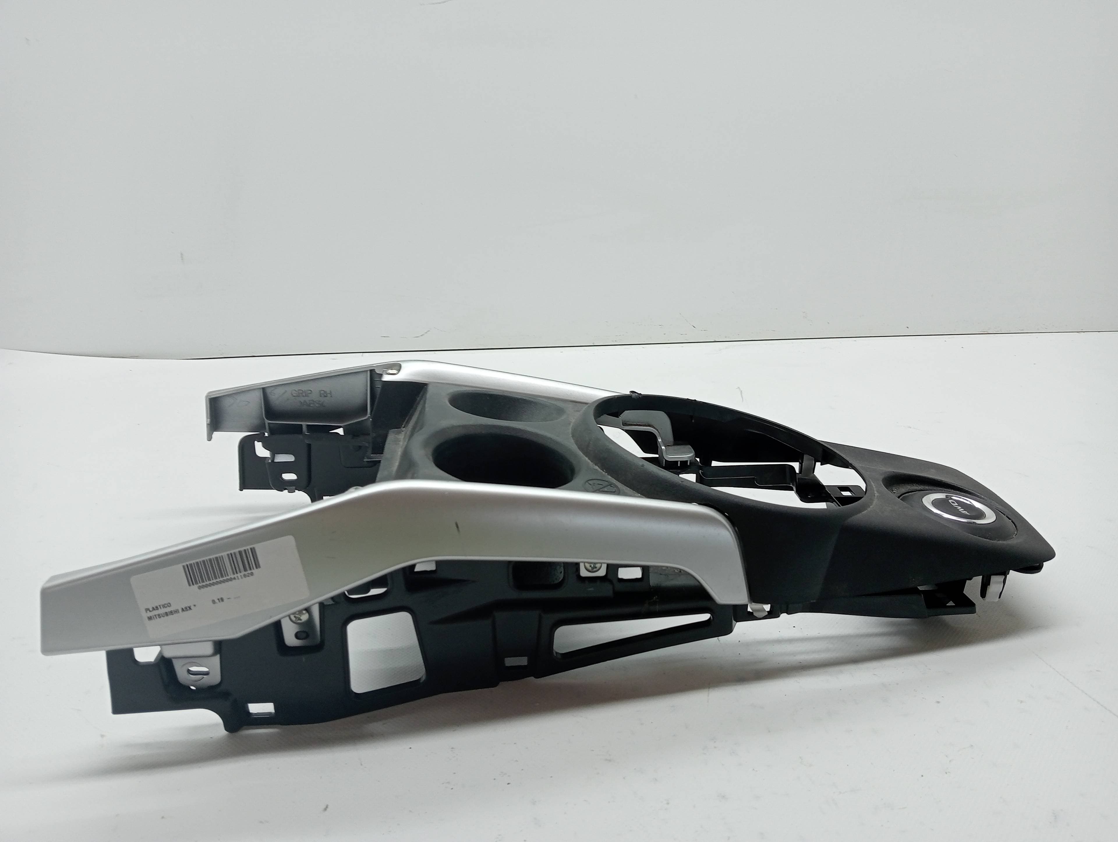 Plastico MITSUBISHI ASX 3