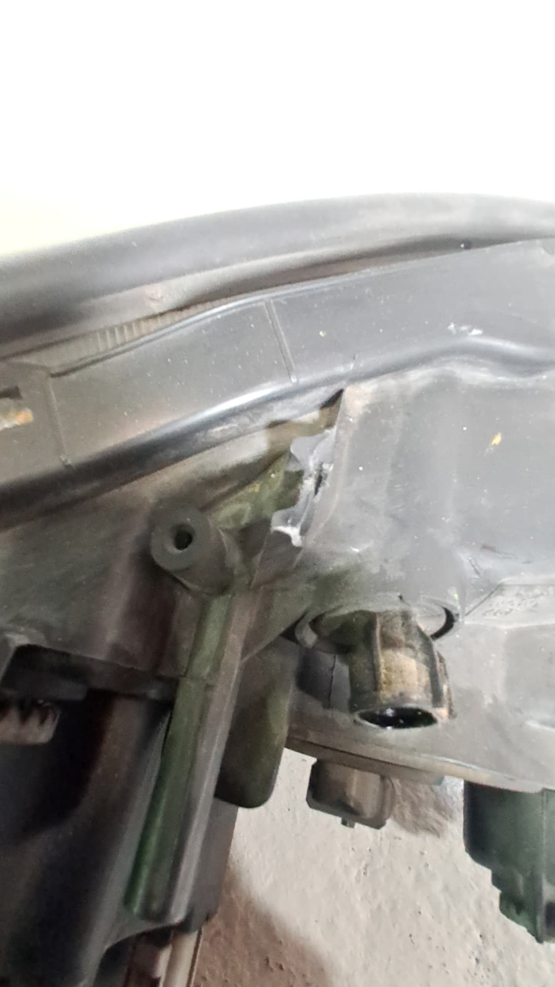 Faro izquierdo LEXUS RX300 (MCU15) 2