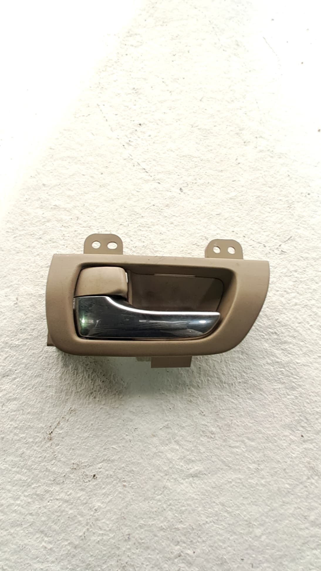 Maneta interior trasera izquierda LEXUS RX300 (MCU15)