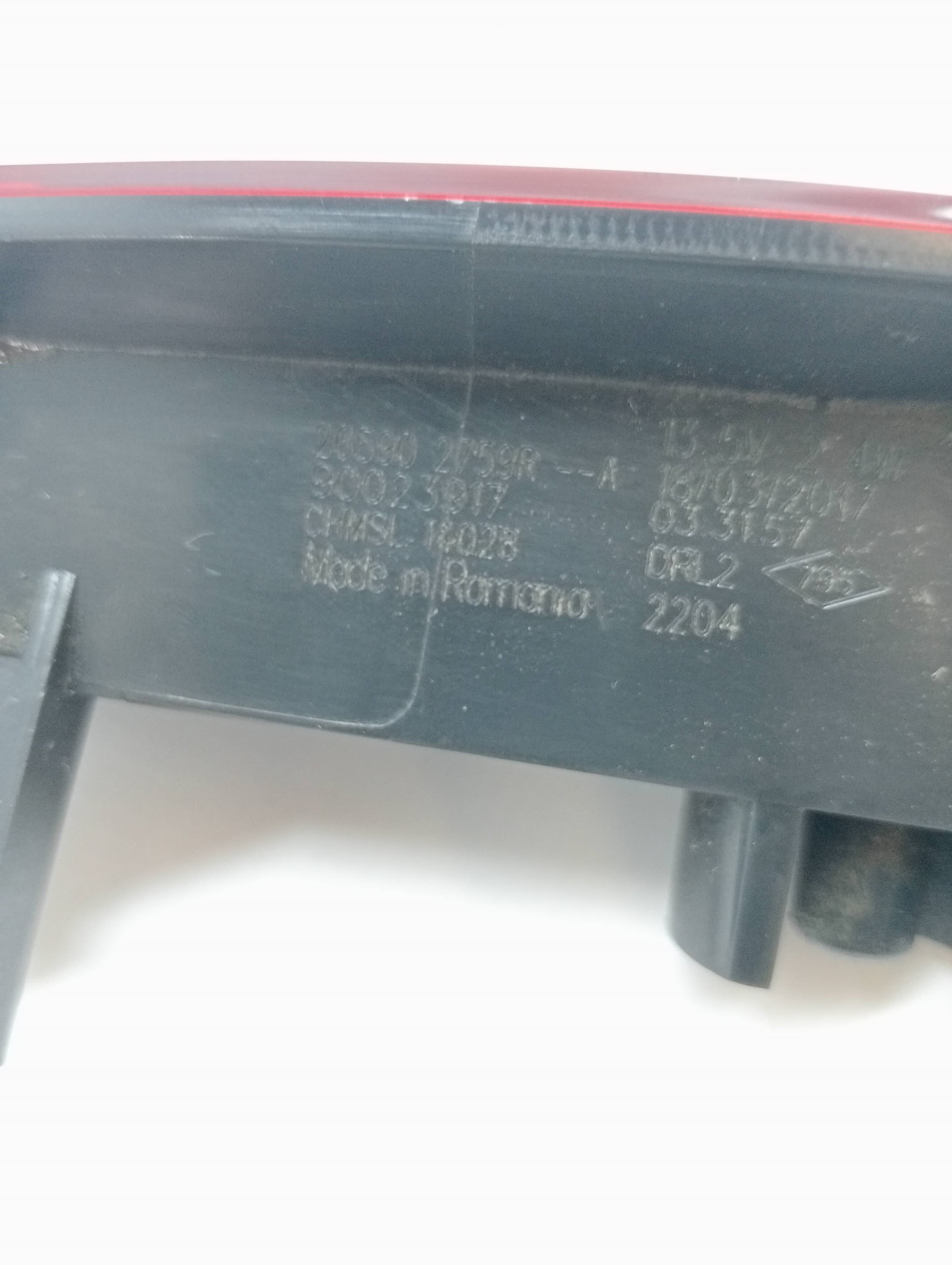 Luz central de freno NISSAN MICRA K14 3