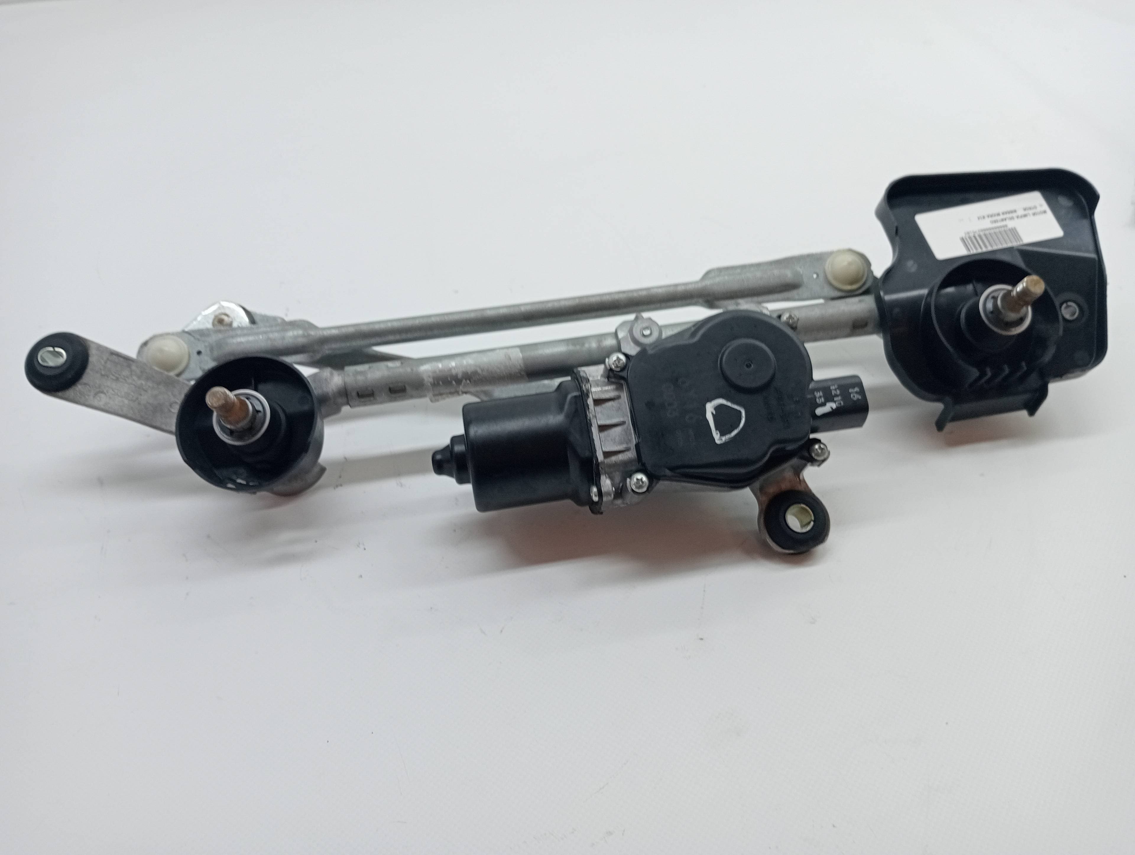 Motor limpia delantero NISSAN MICRA K14