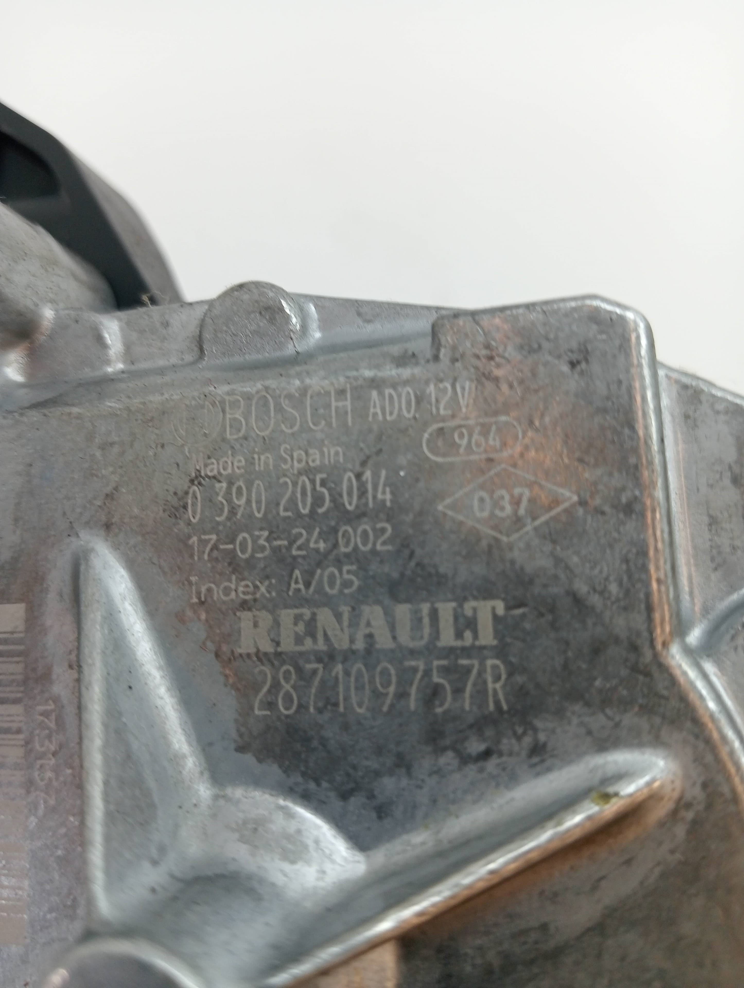 Motor limpia trasero NISSAN MICRA K14 3