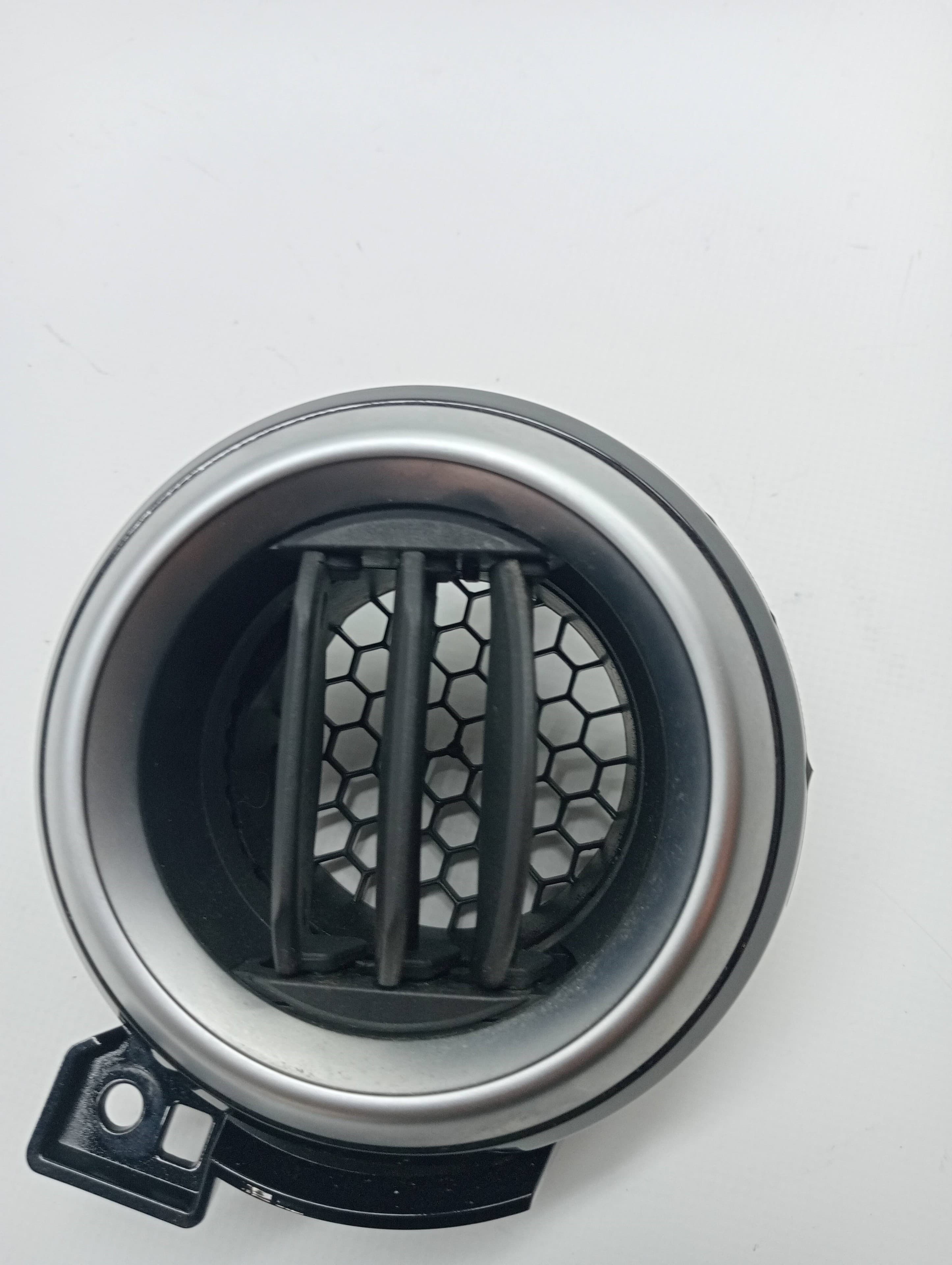 Recambio NISSAN MICRA K14 ref. 687605FA0A 2