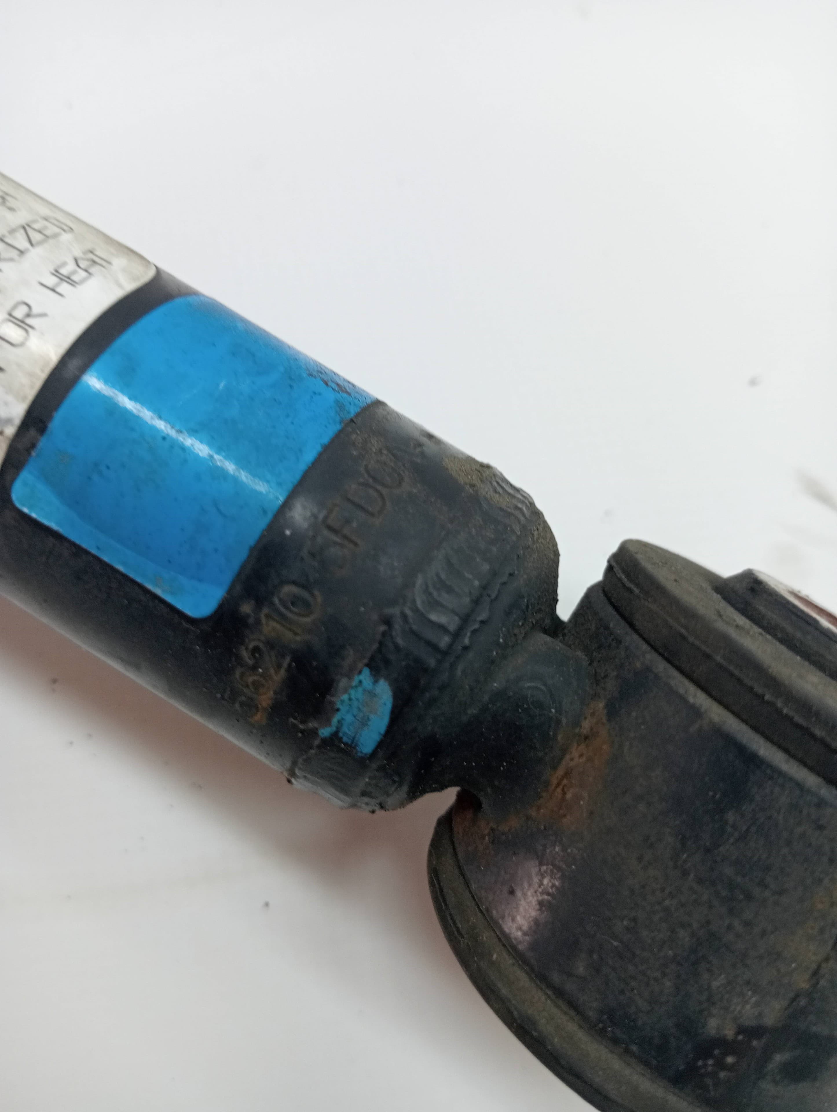 Amortiguador trasero izquierdo NISSAN MICRA K14 3