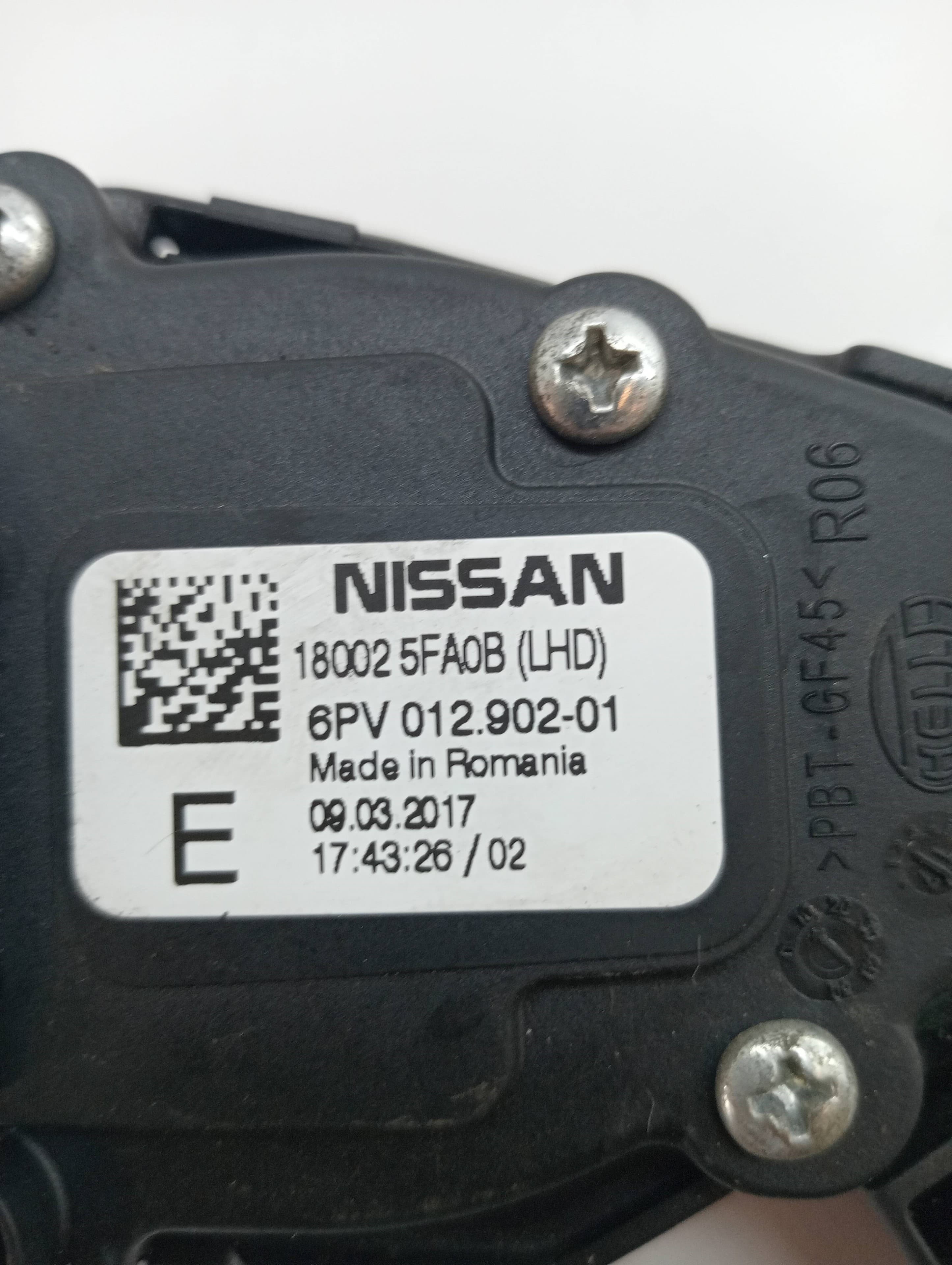 Pedal acelerador NISSAN MICRA K14 3