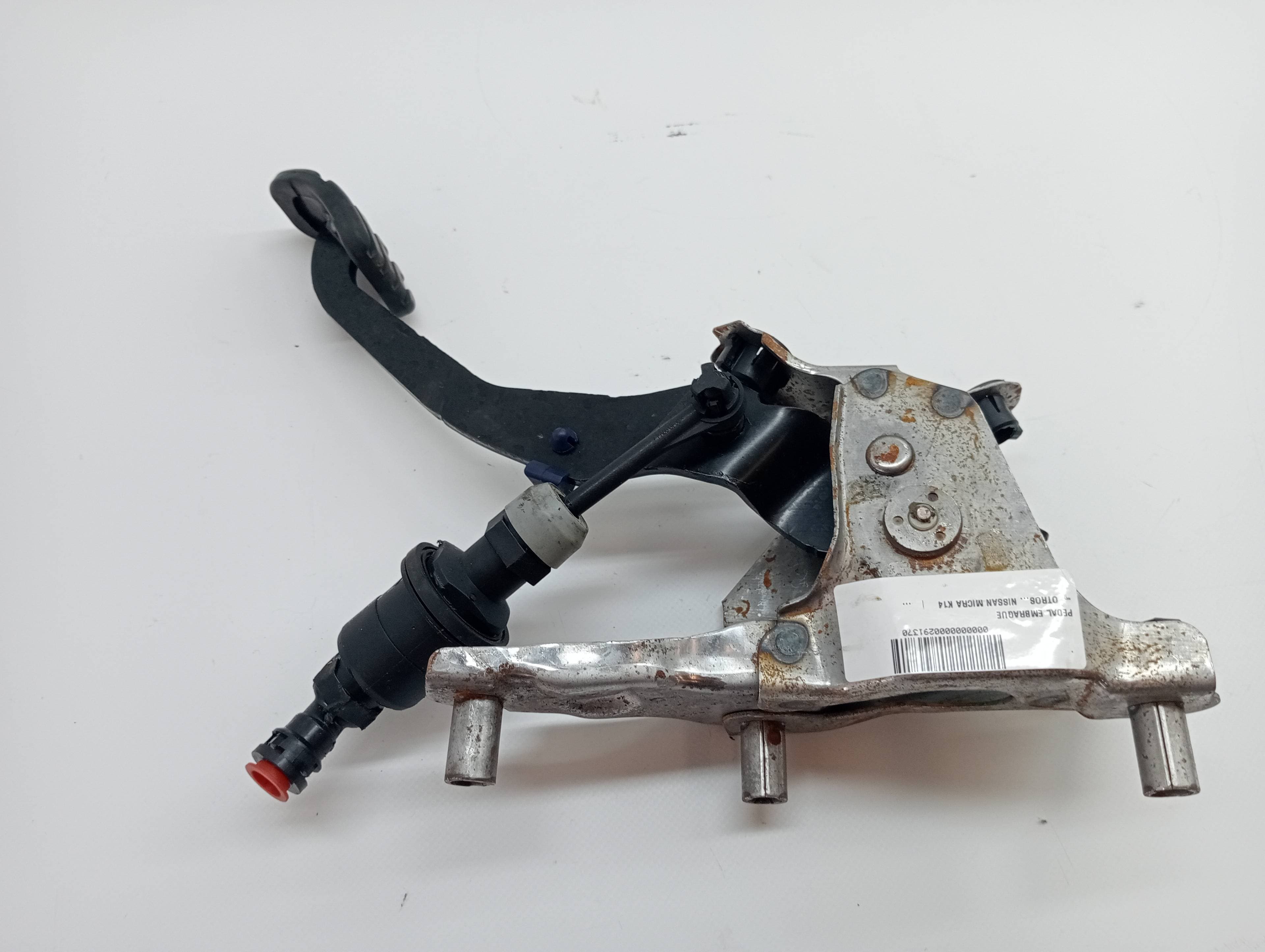 Pedal embrague NISSAN MICRA K14