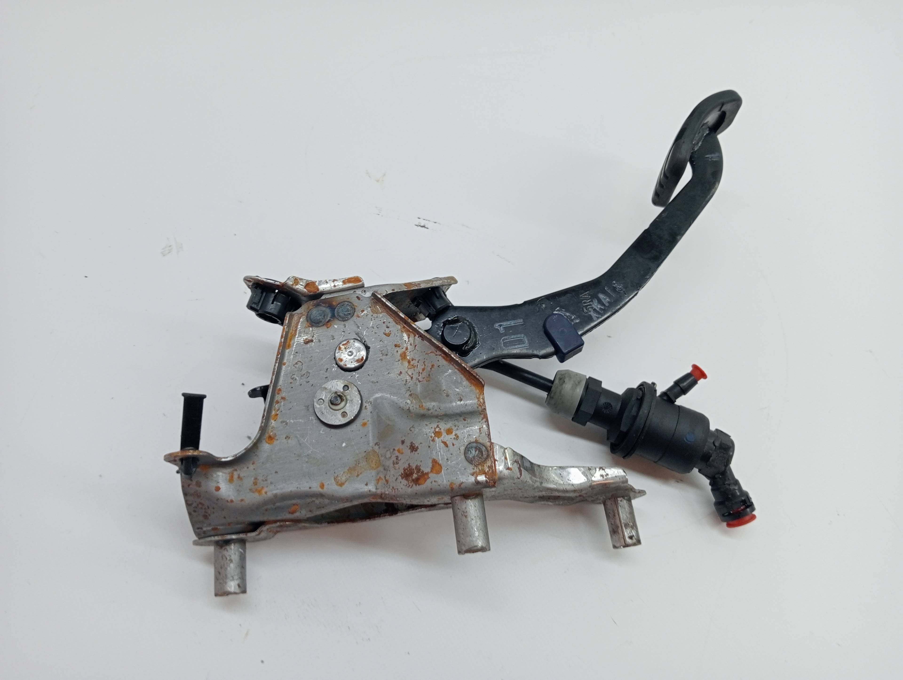 Pedal embrague NISSAN MICRA K14 3
