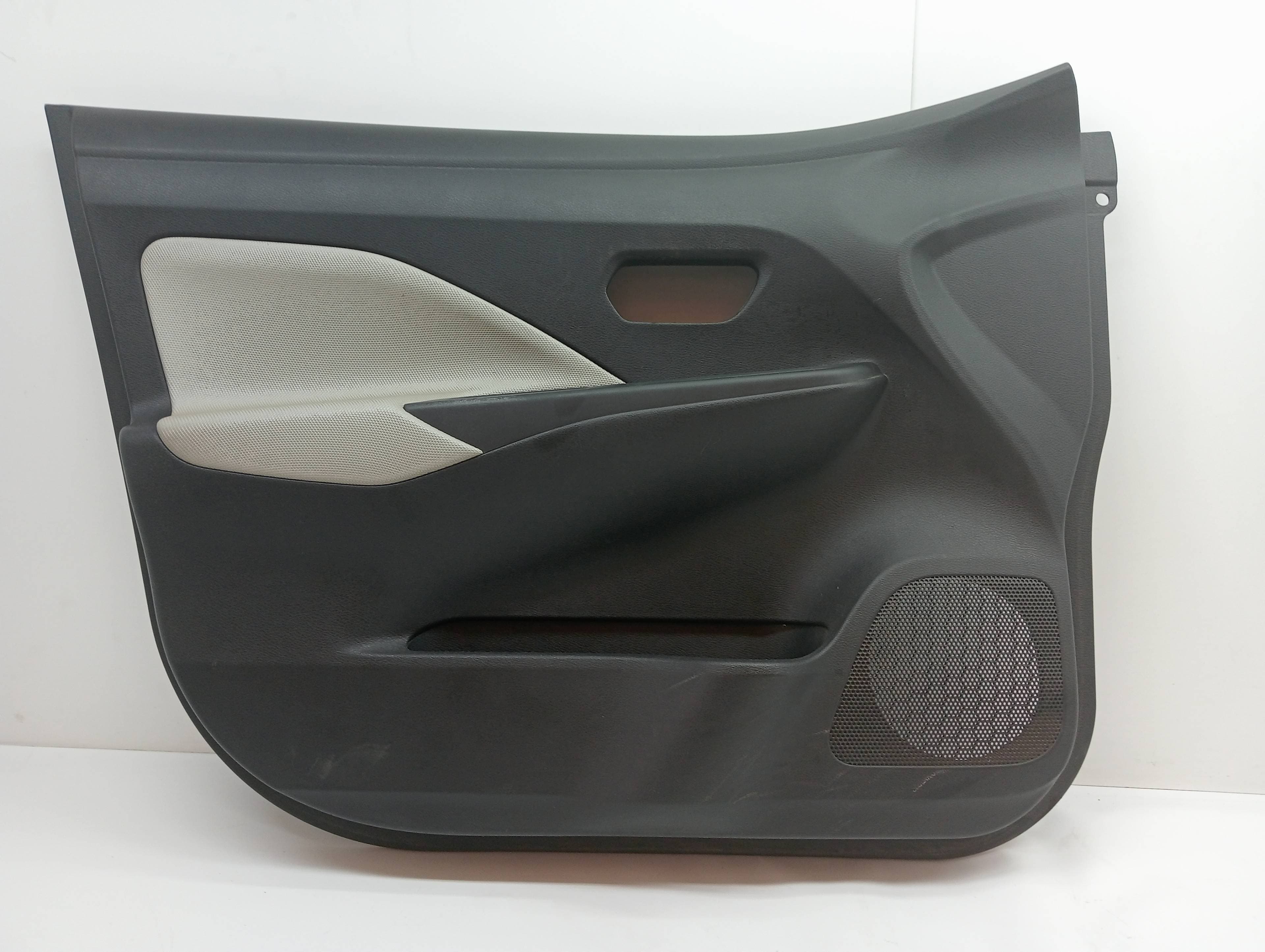 Recambio NISSAN MICRA K14 ref. 809015FA6A