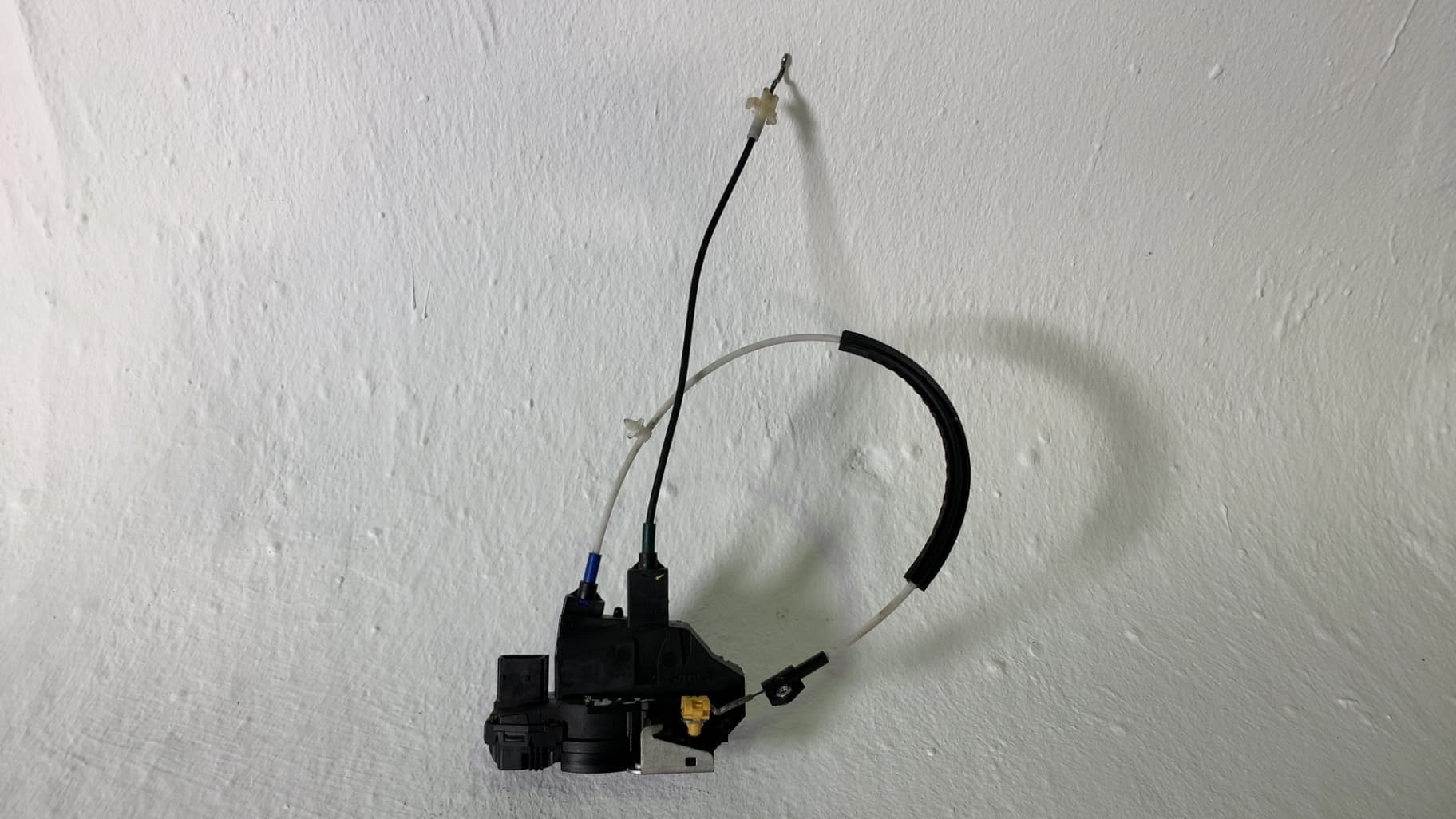 Cerradura puerta trasera derecha SAAB 9-3 BERLINA