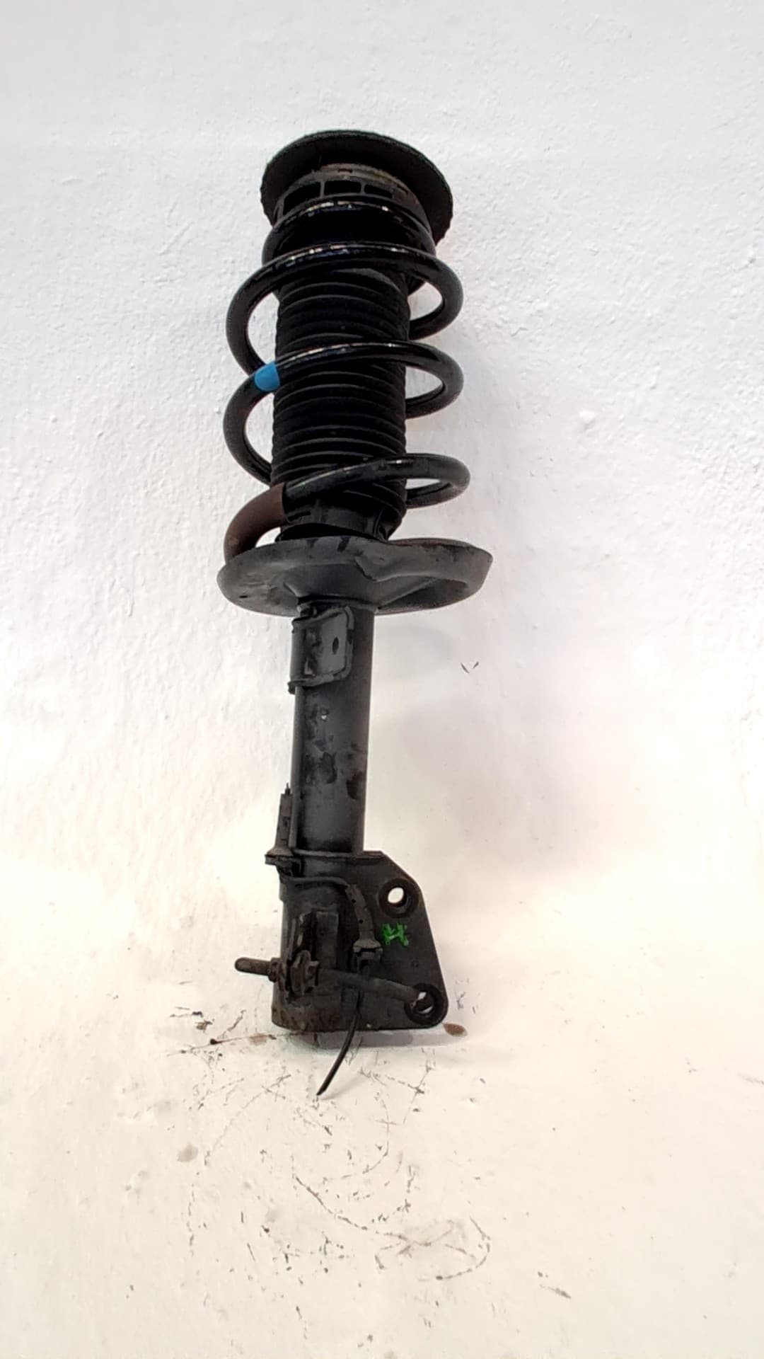 Amortiguador delantero izquierdo NISSAN NV400 FURGONETA (X62, X62B)