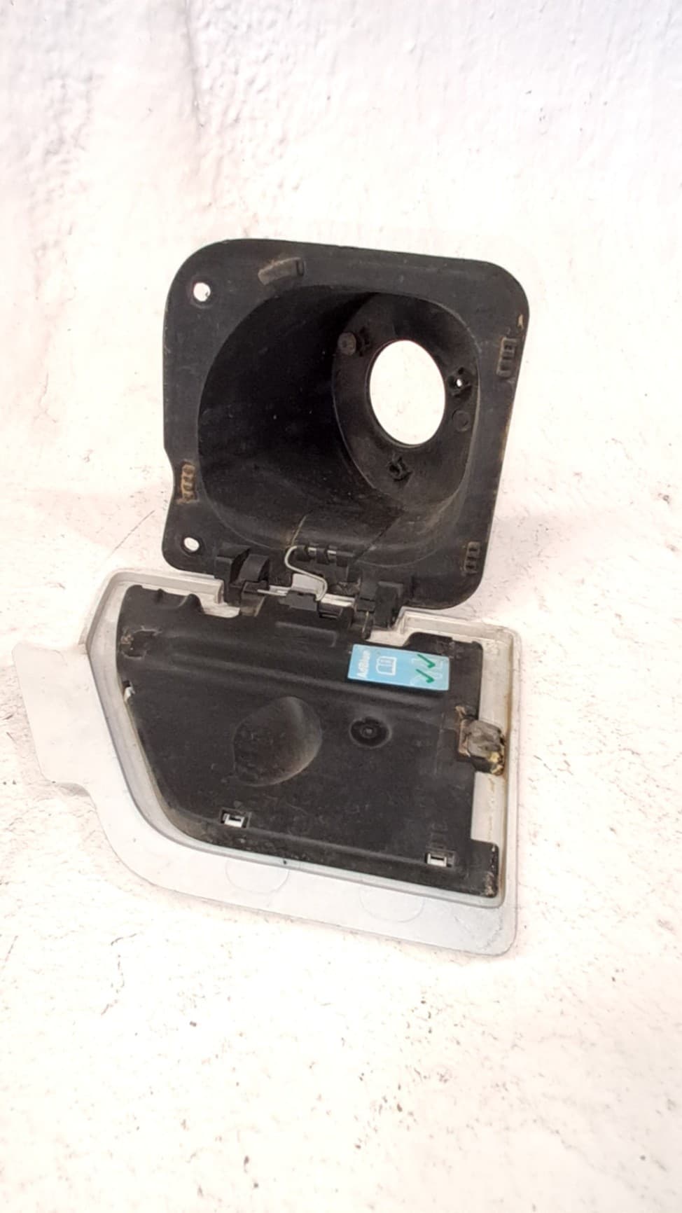 Tapa exterior combustible NISSAN NV400 FURGONETA (X62, X62B)