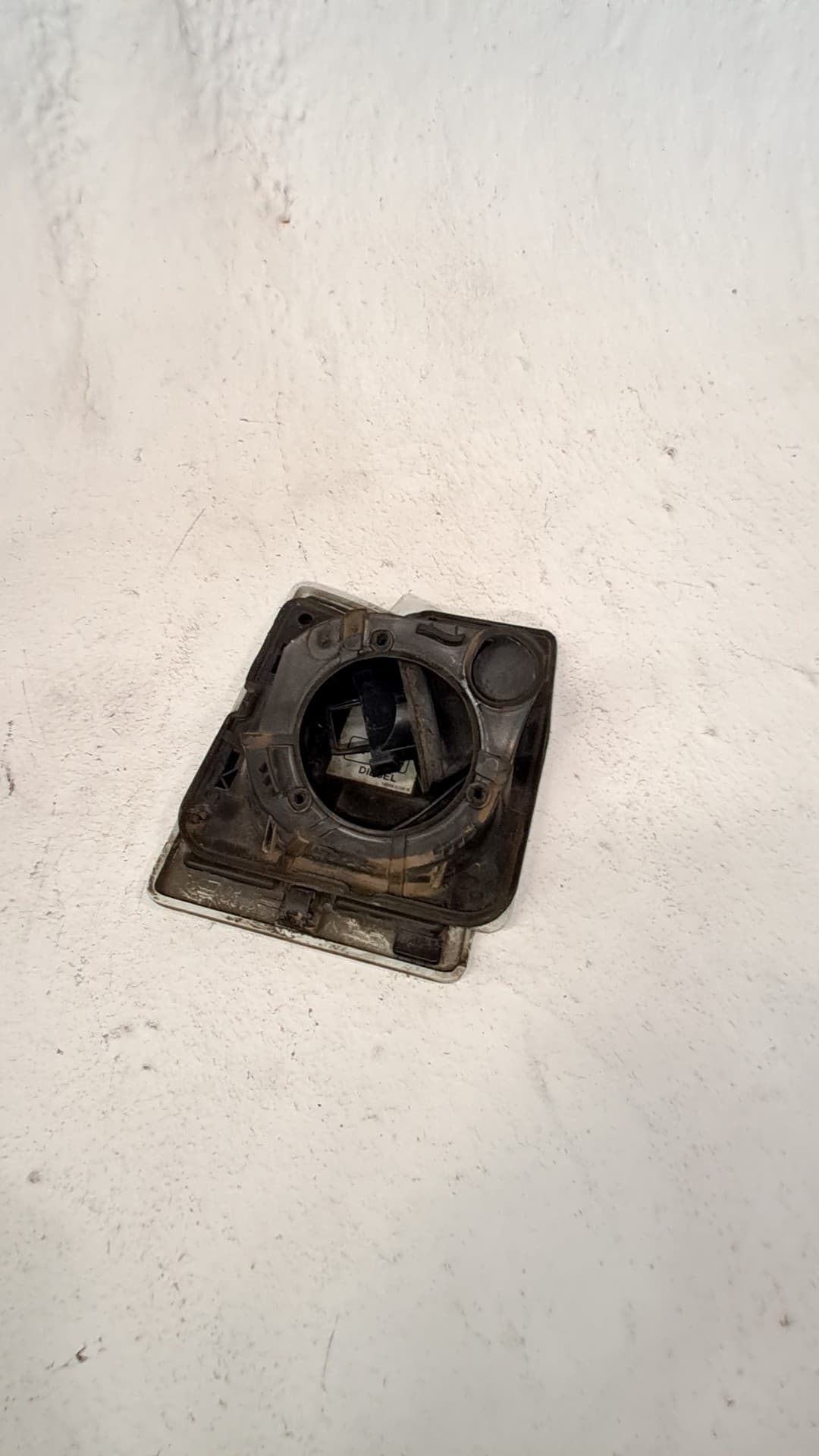 Tapa exterior combustible NISSAN NV400 FURGONETA (X62, X62B) 2