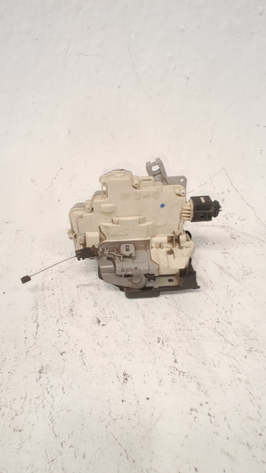 Cerradura puerta delantera derecha SEAT TOLEDO (5P2)